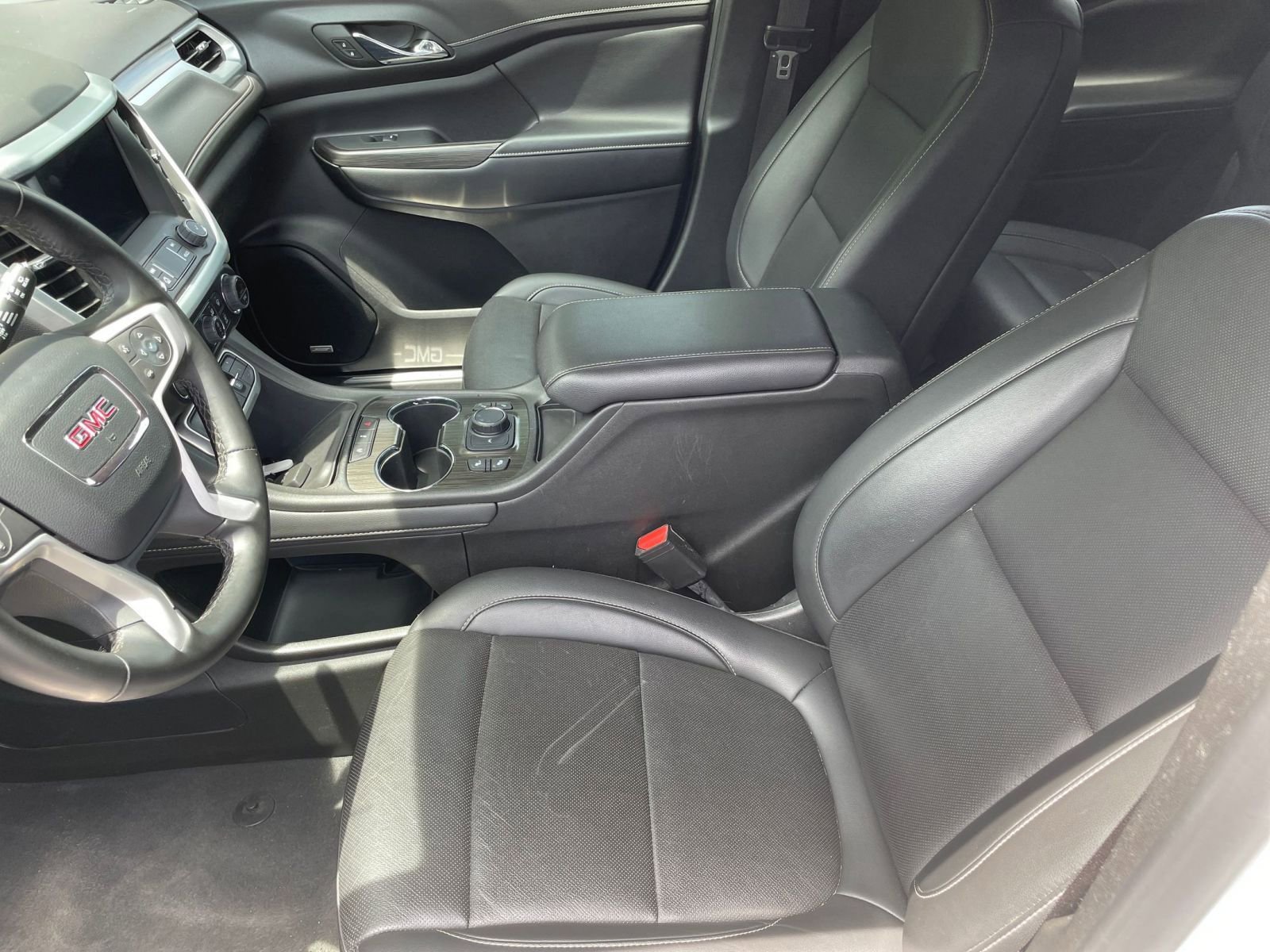 2023 GMC Acadia SLT 23