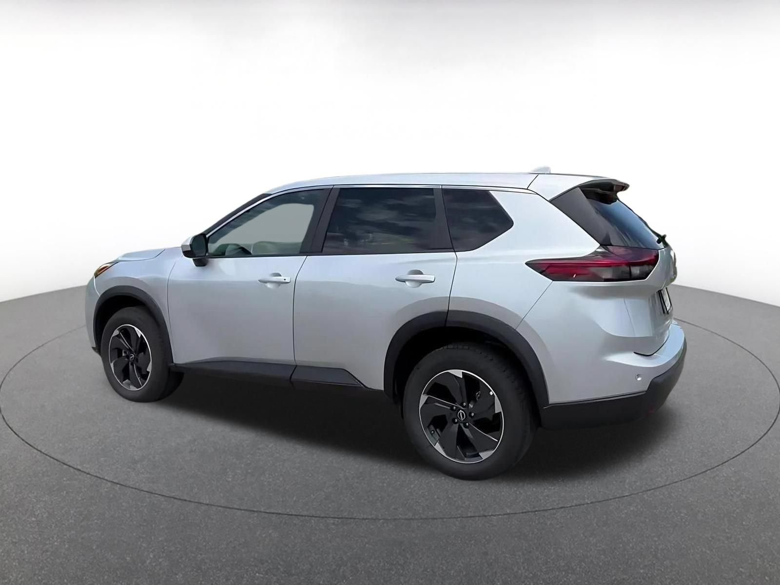 Thumbnail: 2025 Nissan Rogue - 10