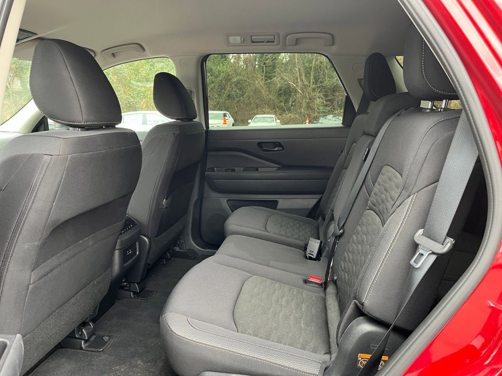 Thumbnail: 2025 Nissan Pathfinder - 27