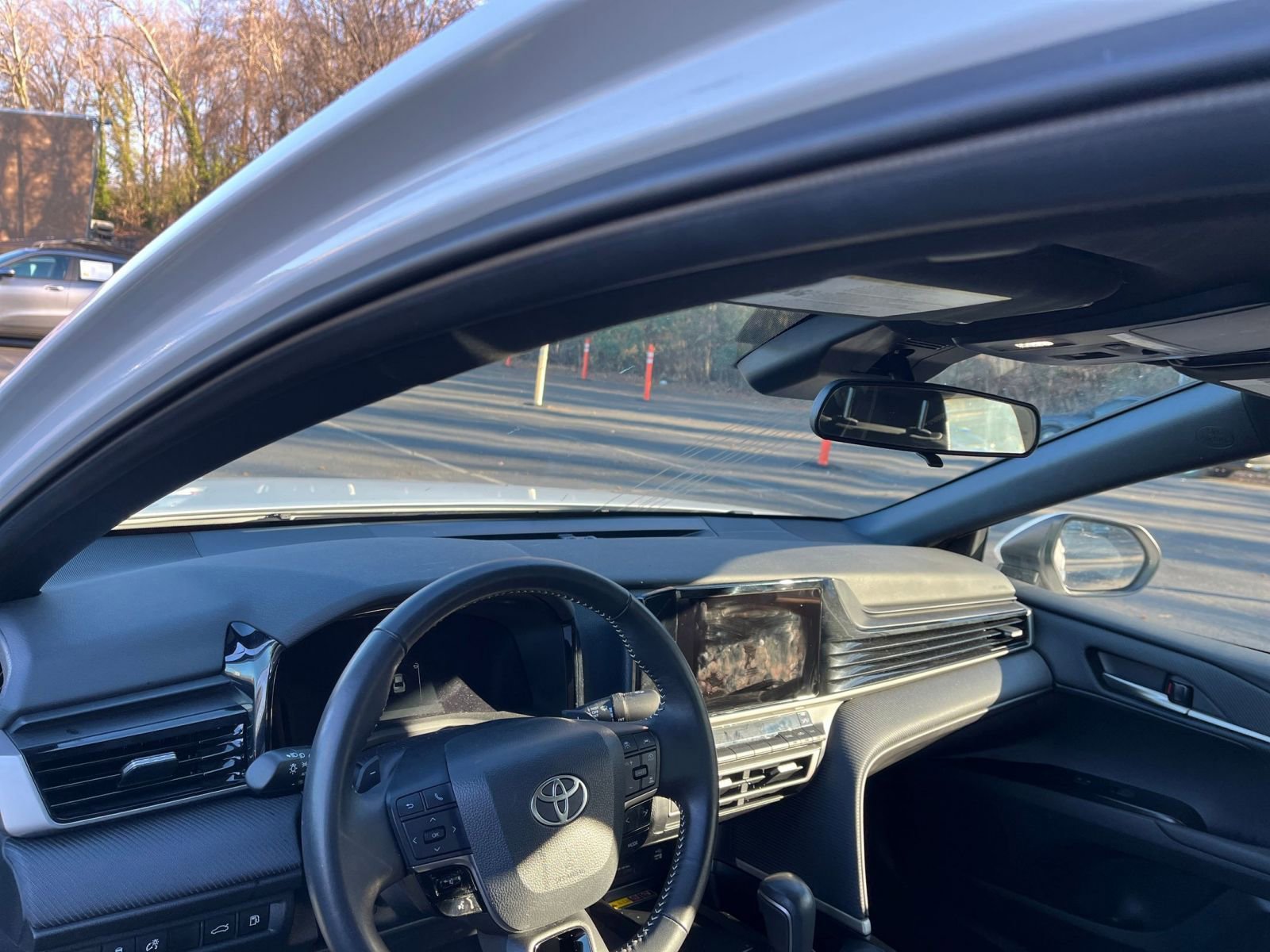 Thumbnail: 2025 Toyota Camry - 31