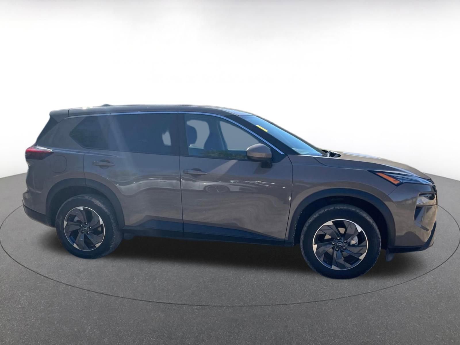 Thumbnail: 2025 Nissan Rogue - 18