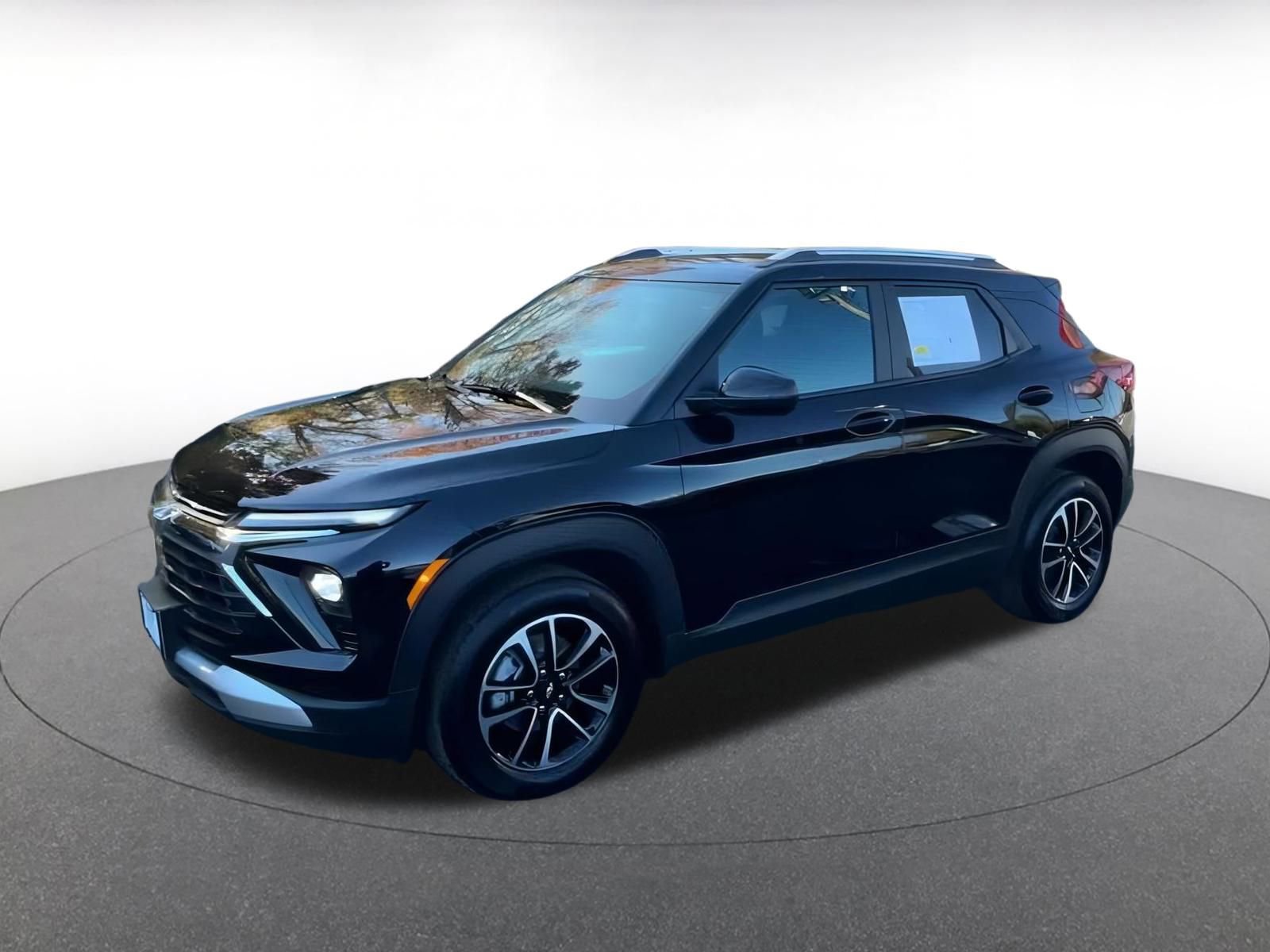 Thumbnail: 2025 Chevrolet TrailBlazer - 8