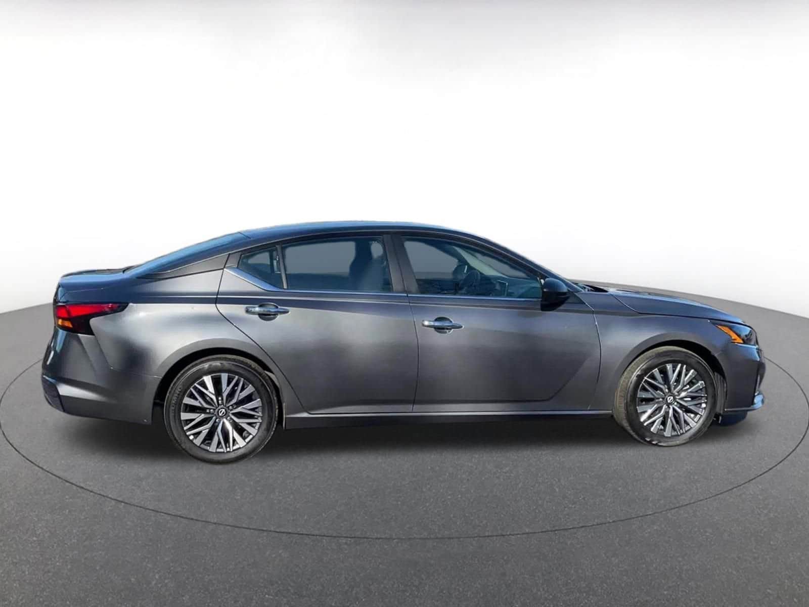 Thumbnail: 2025 Nissan Altima - 15