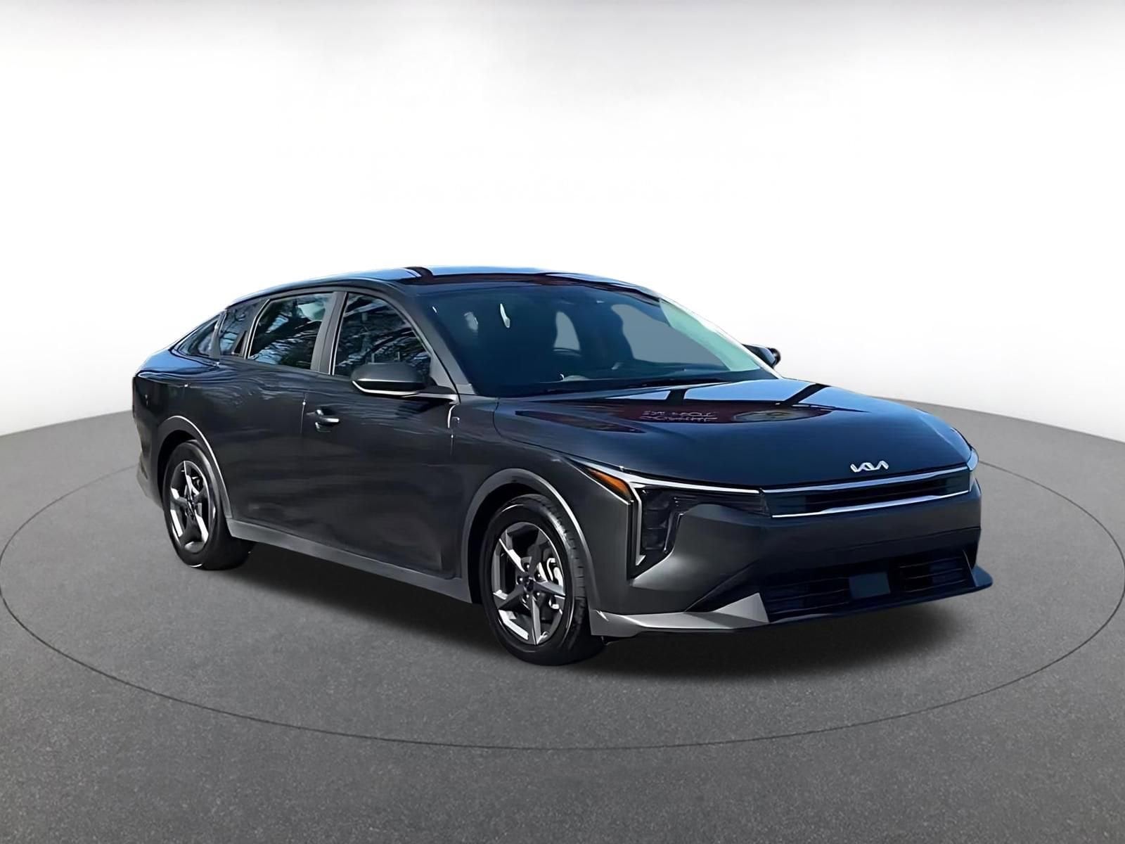 Thumbnail: 2025 Kia K4 - 3