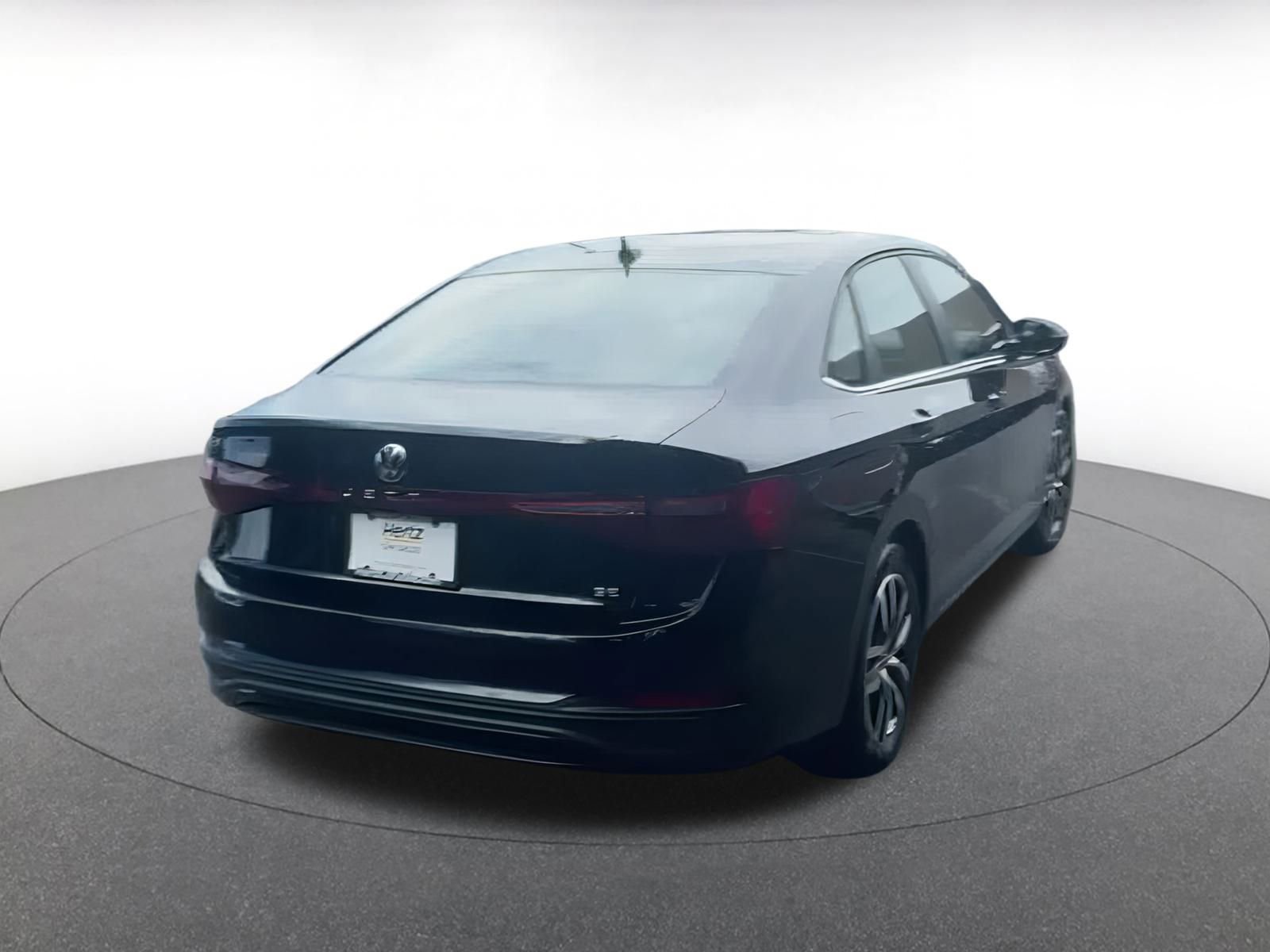 Thumbnail: 2025 Volkswagen Jetta - 15