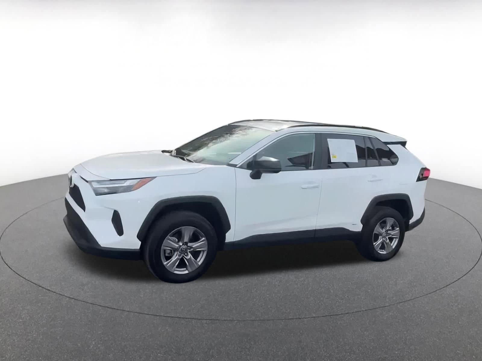 Thumbnail: 2025 Toyota RAV4 - 8
