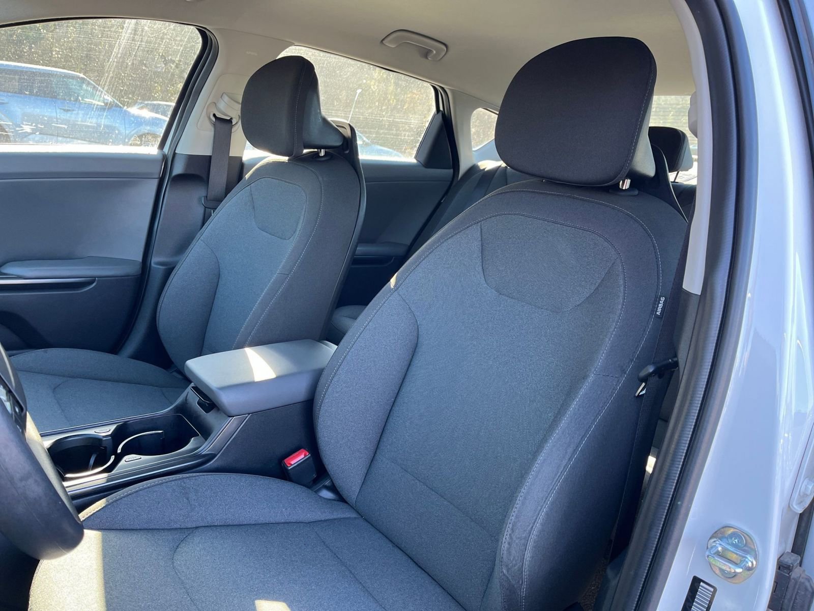 Thumbnail: 2025 Kia K4 - 35