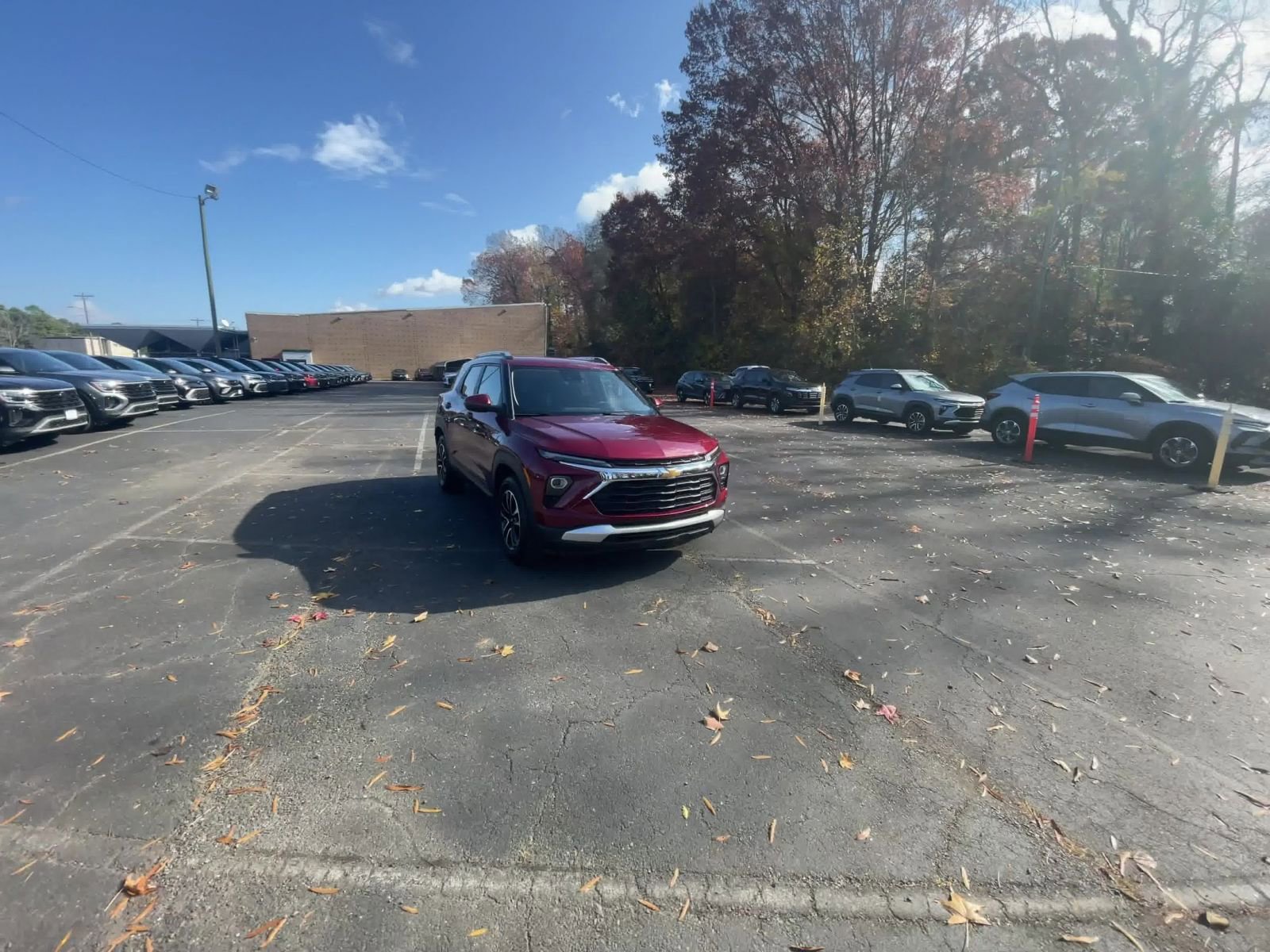 Thumbnail: 2025 Chevrolet TrailBlazer - 16