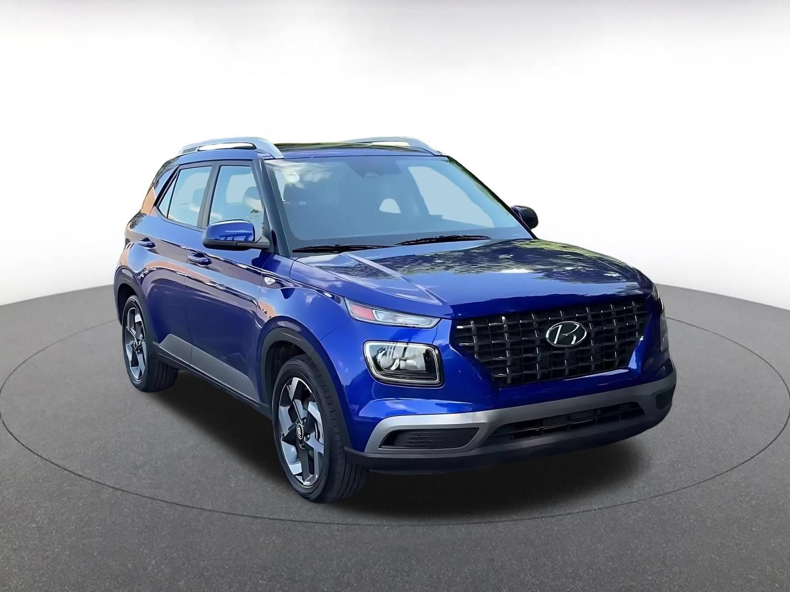 Thumbnail: 2026 Hyundai Venue - 3