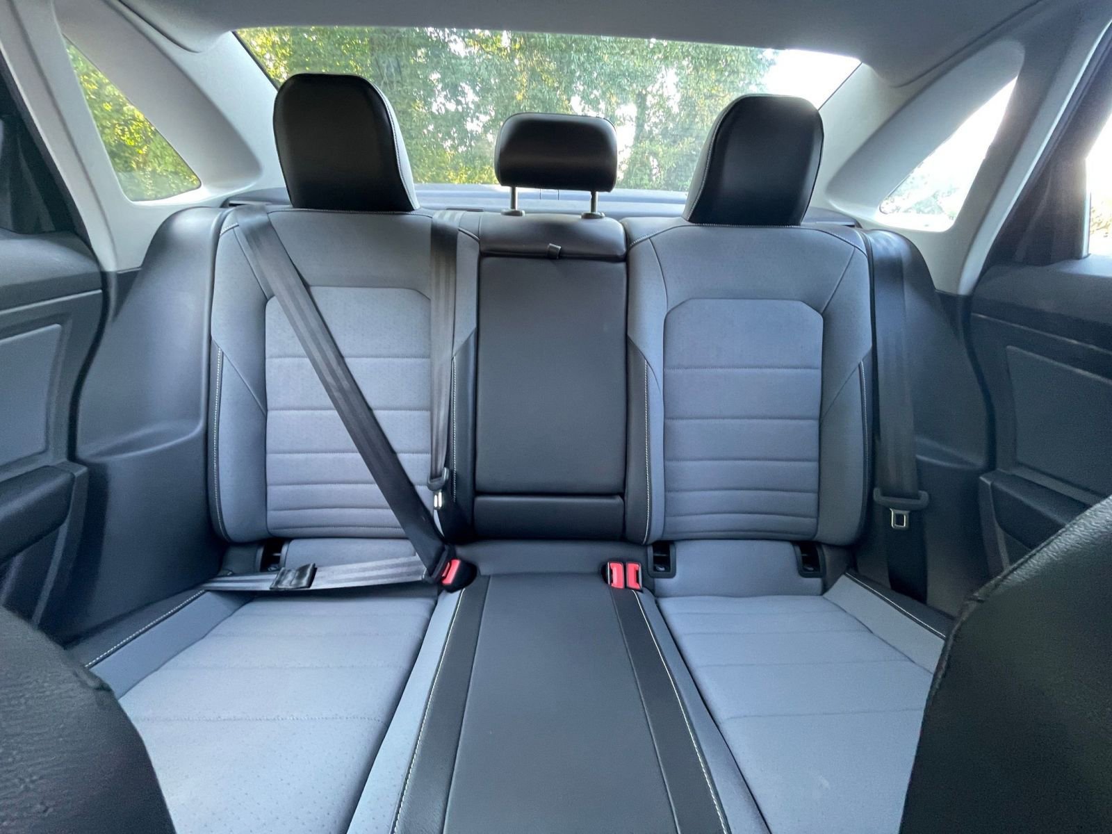 Thumbnail: 2025 Volkswagen Jetta - 34