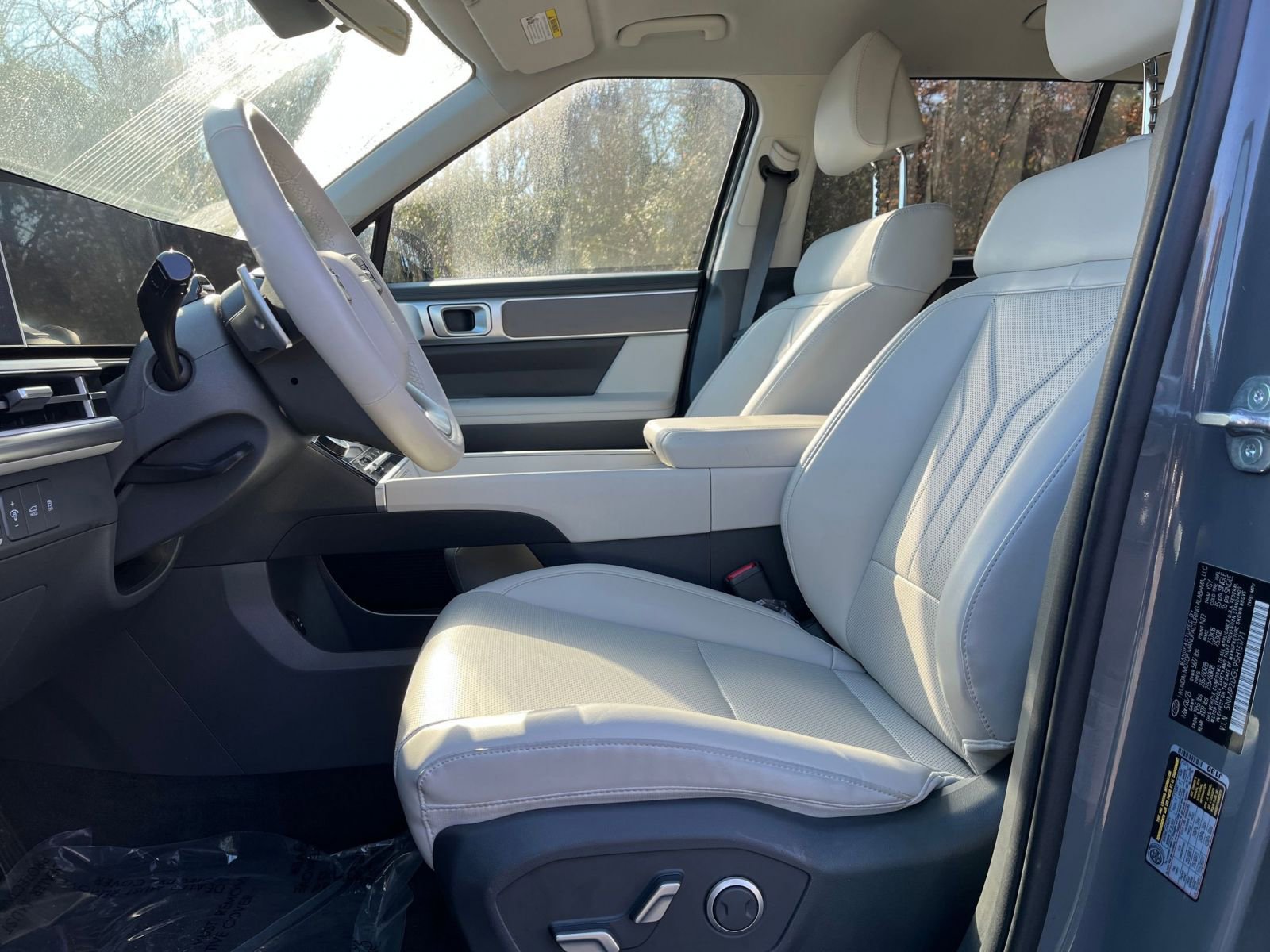 Thumbnail: 2025 Hyundai Santa Fe - 28