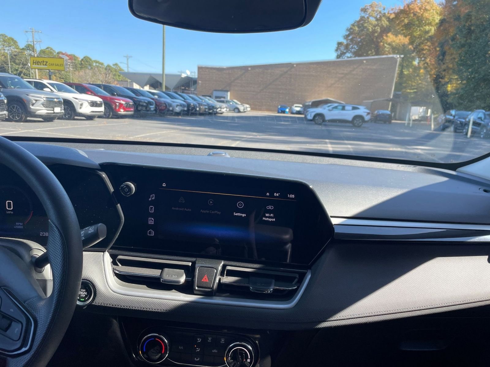 Thumbnail: 2025 Chevrolet TrailBlazer - 18