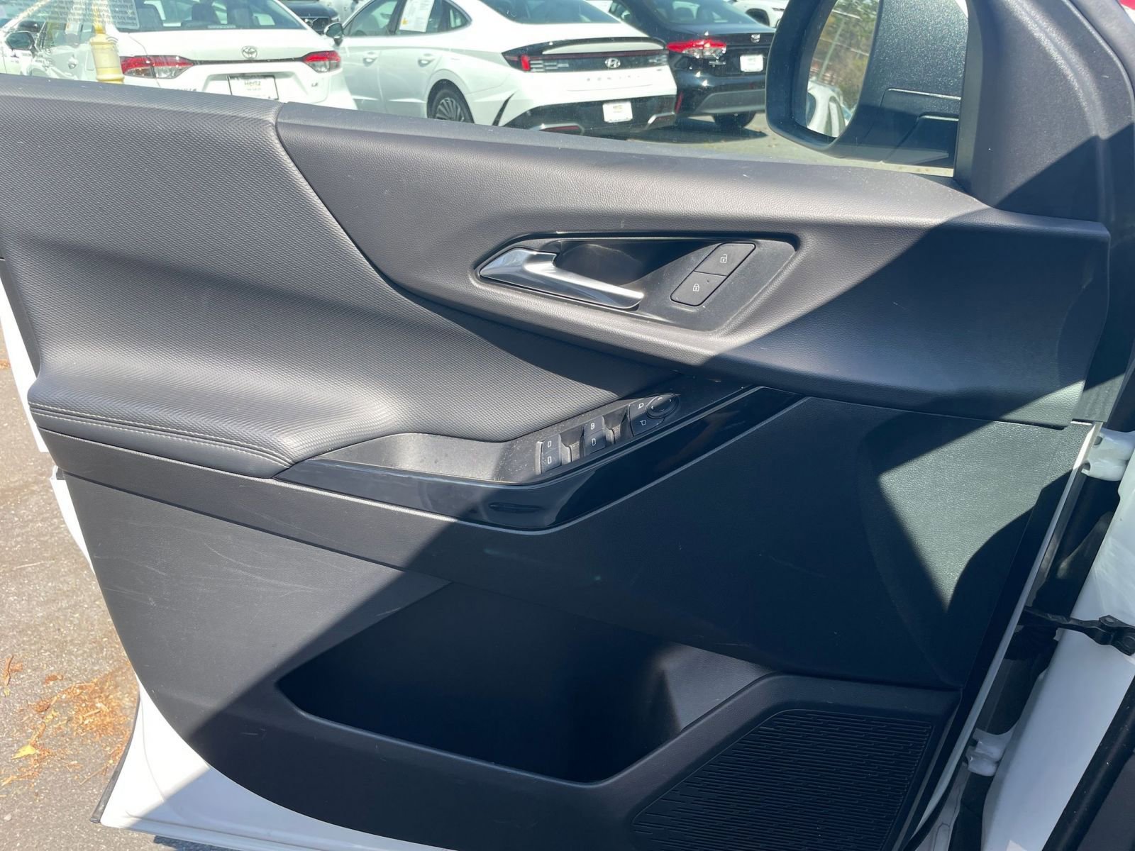 Thumbnail: 2025 Chevrolet Equinox - 18