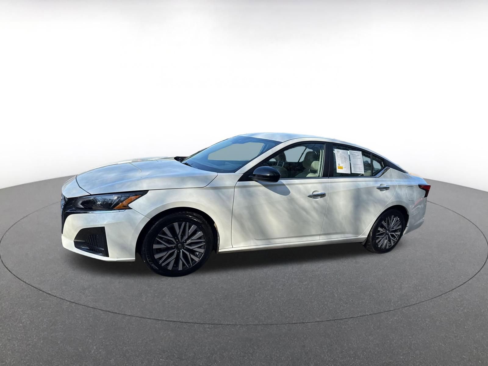 Thumbnail: 2025 Nissan Altima - 8