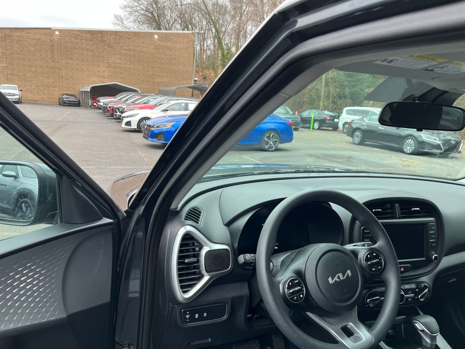 Thumbnail: 2025 Kia Soul - 32