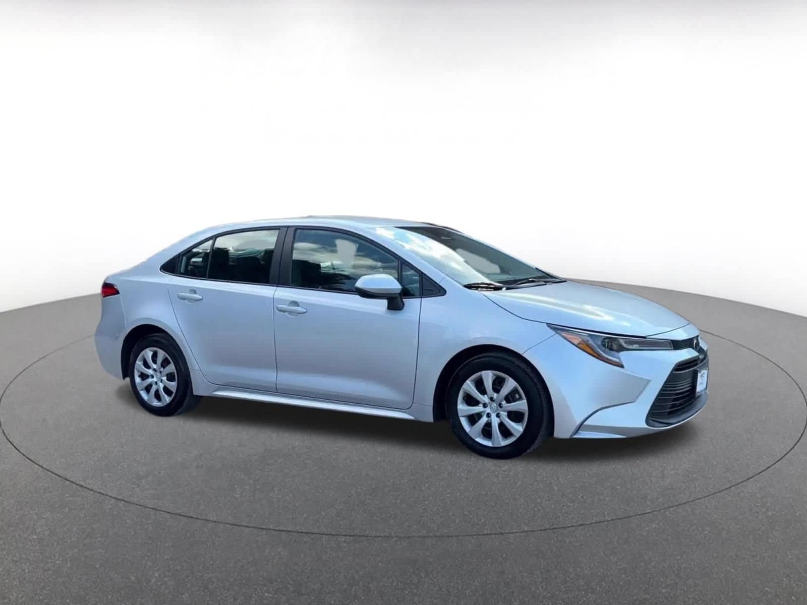 Thumbnail: 2025 Toyota Corolla - 2