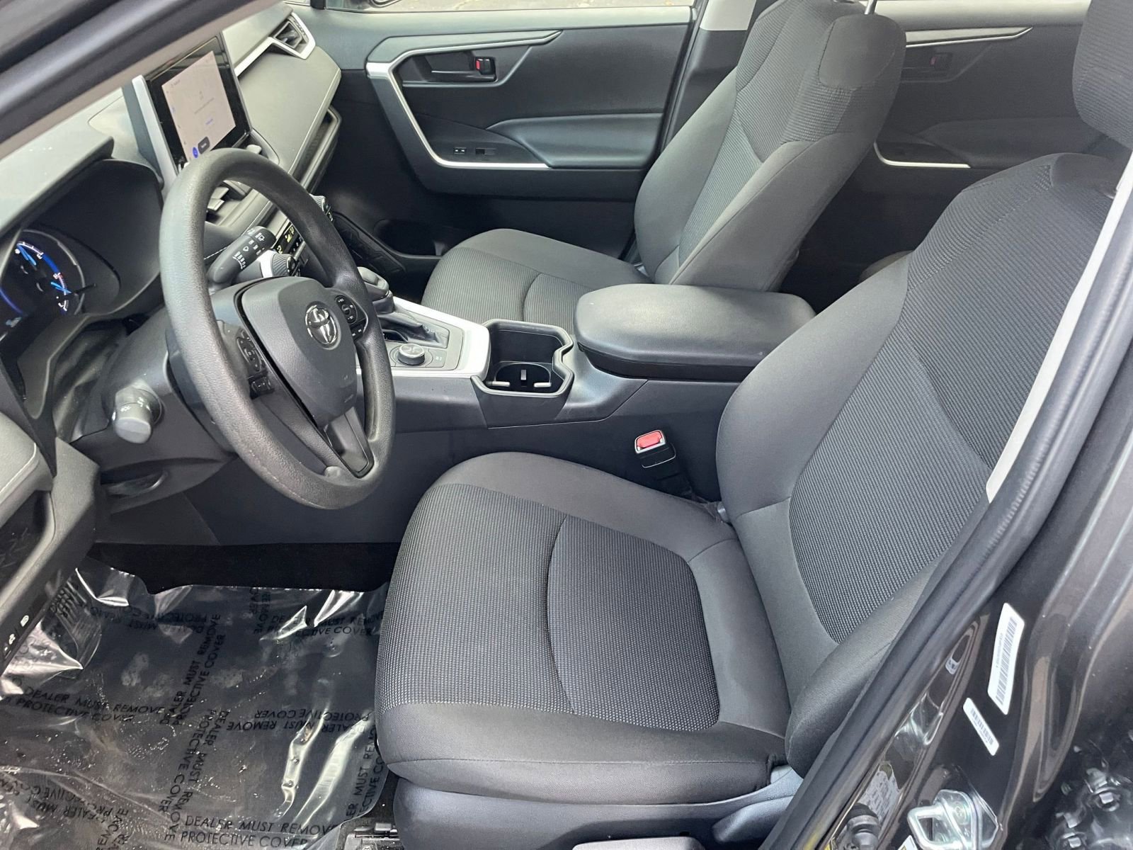 Thumbnail: 2025 Toyota RAV4 - 32