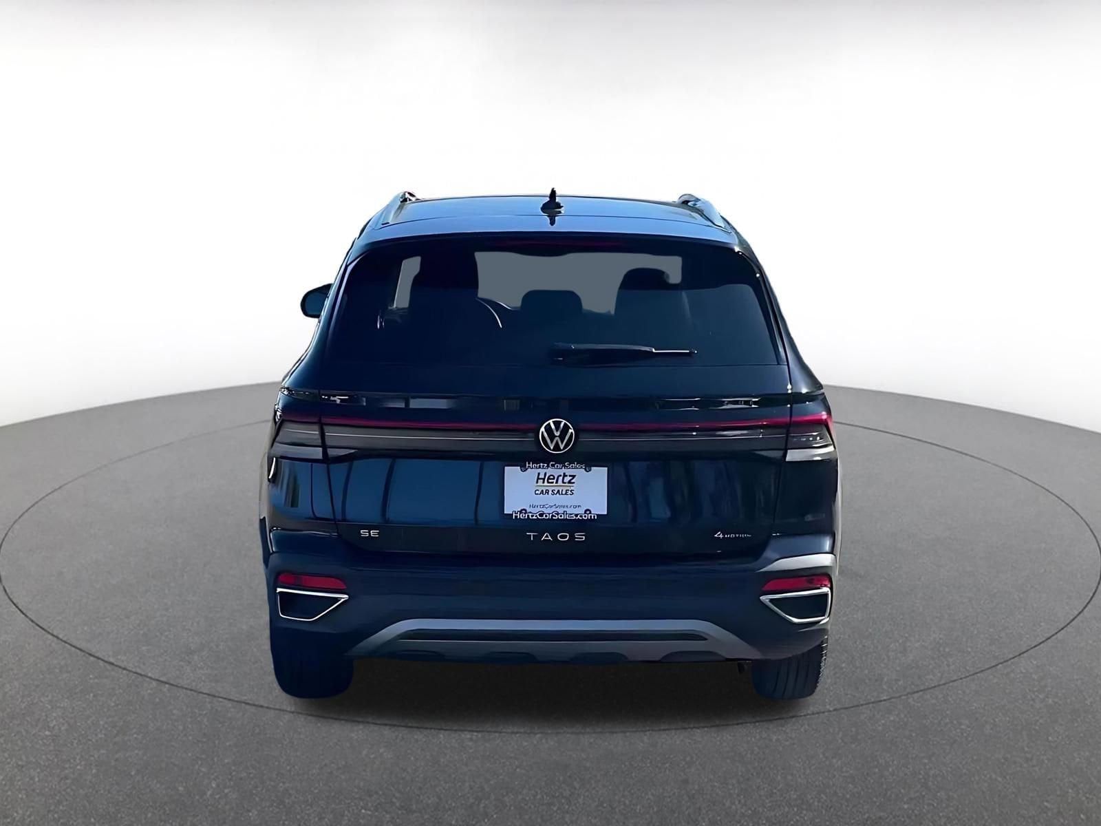 Thumbnail: 2025 Volkswagen Taos - 12