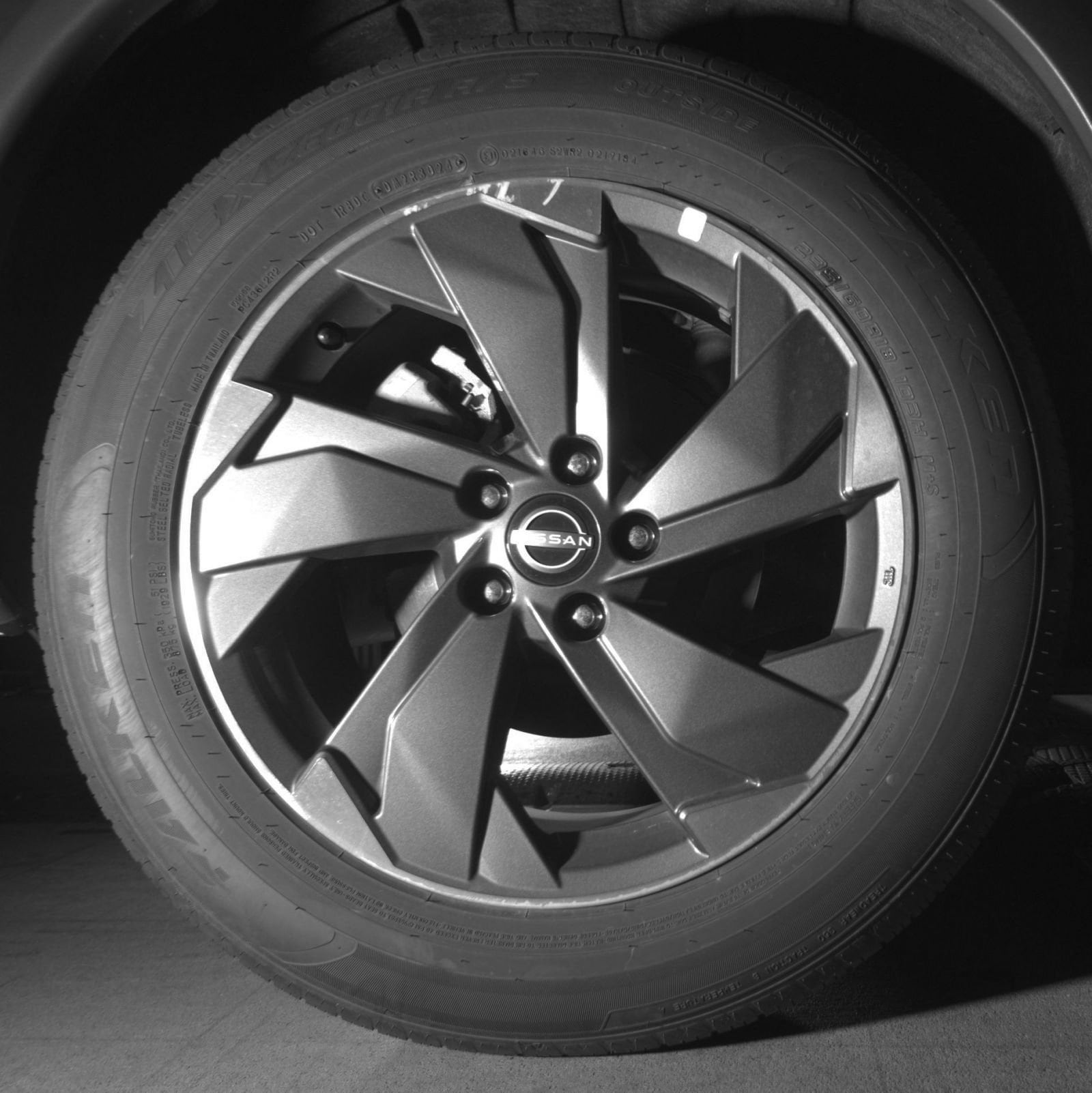 Thumbnail: 2025 Nissan Rogue - 18