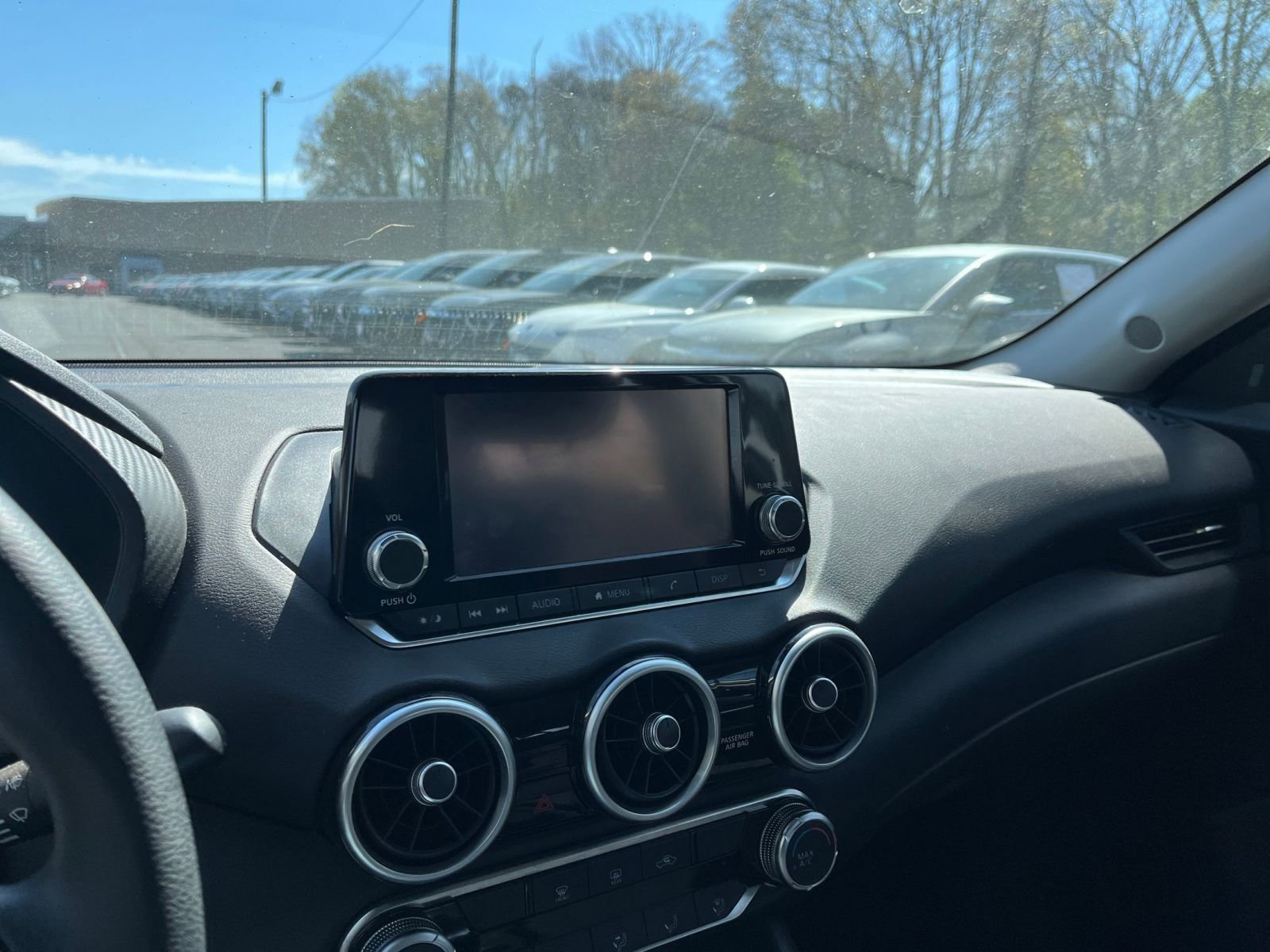 Thumbnail: 2025 Nissan Sentra - 17