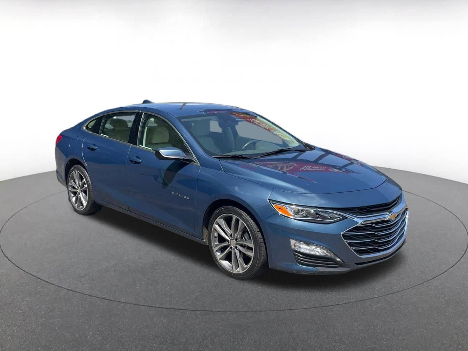 Thumbnail: 2024 Chevrolet Malibu - 1