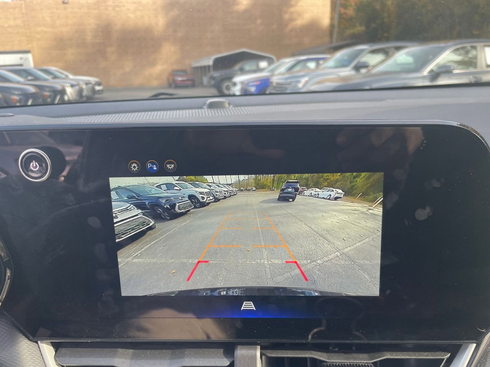 Thumbnail: 2025 Chevrolet Equinox - 17