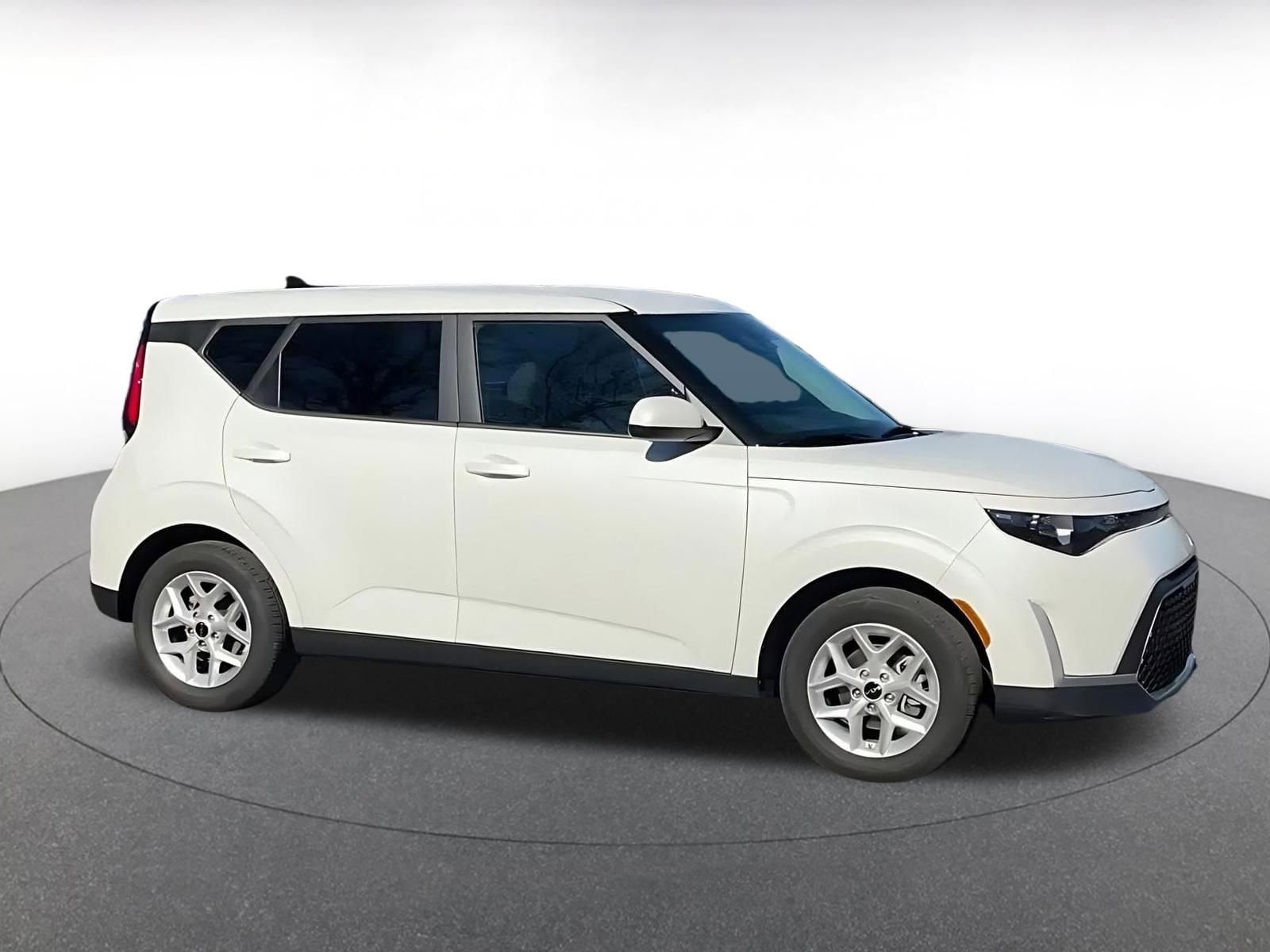 Thumbnail: 2025 Kia Soul - 16