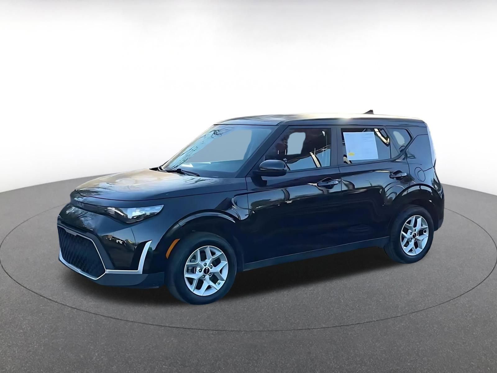 Thumbnail: 2025 Kia Soul - 8