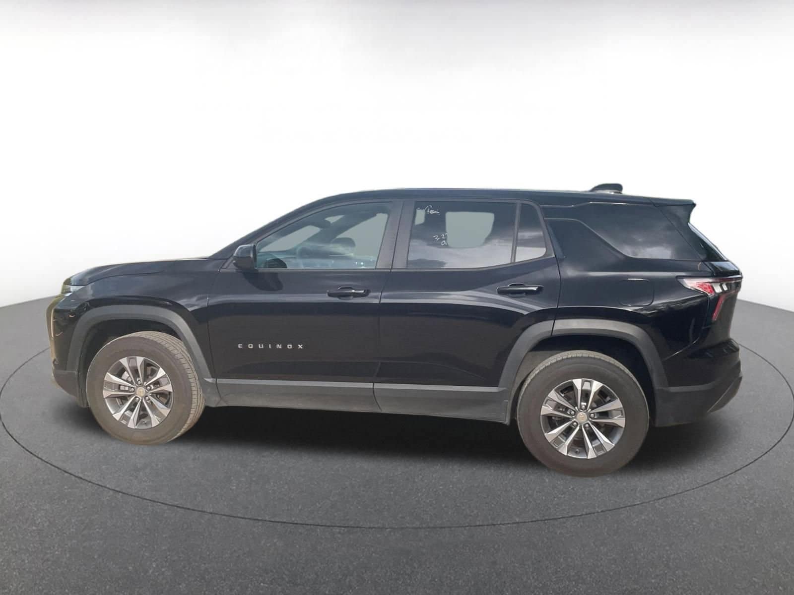 Thumbnail: 2025 Chevrolet Equinox - 10