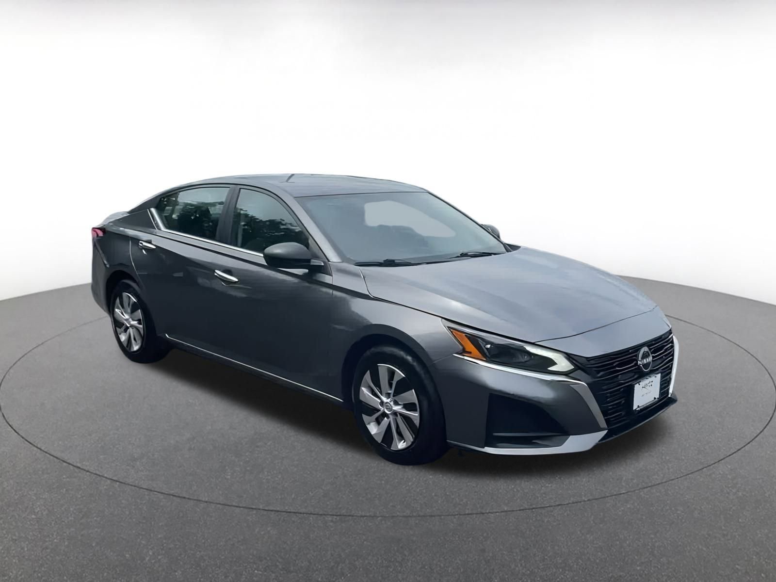 Thumbnail: 2024 Nissan Altima - 2