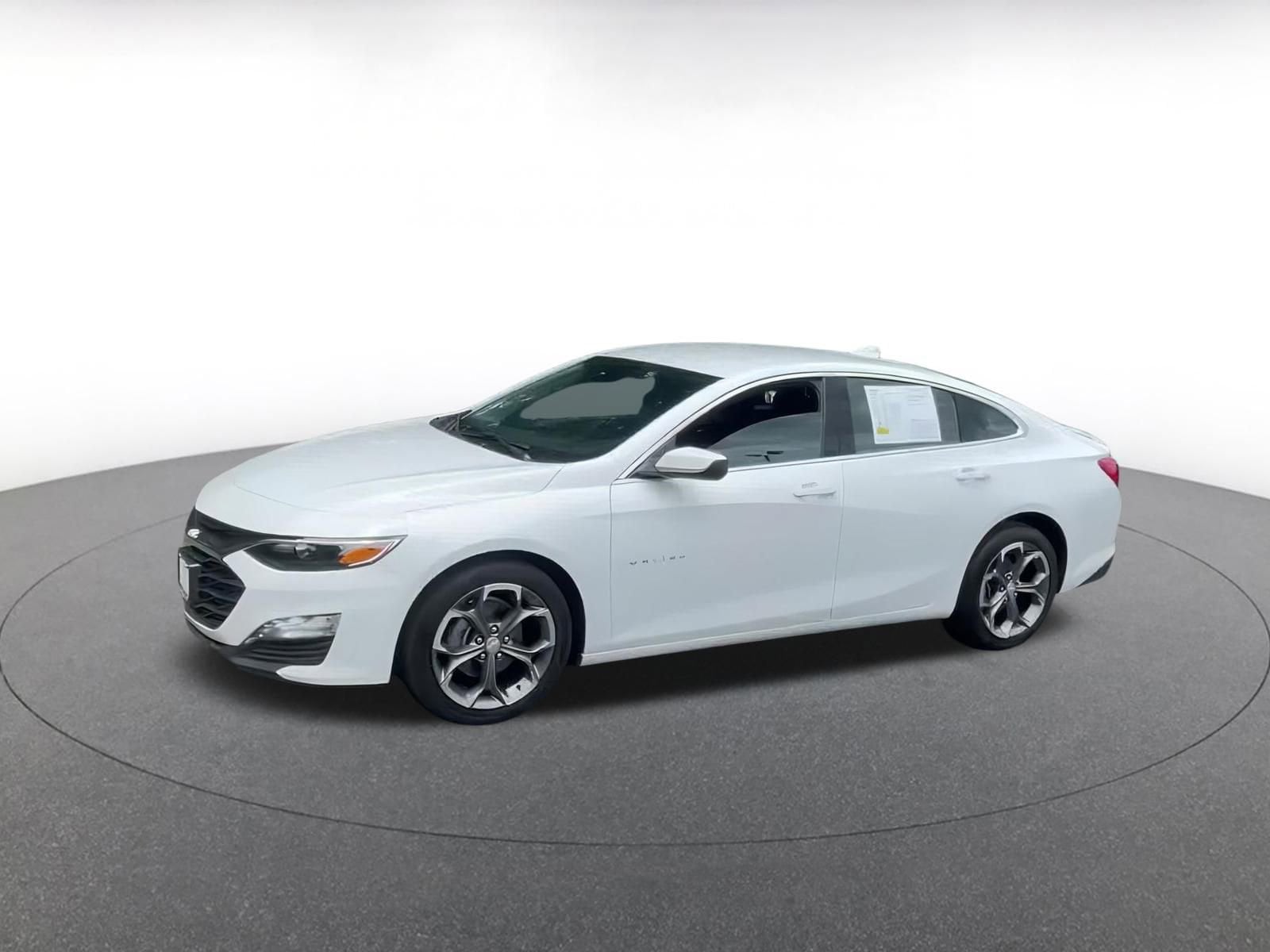 Thumbnail: 2024 Chevrolet Malibu - 7