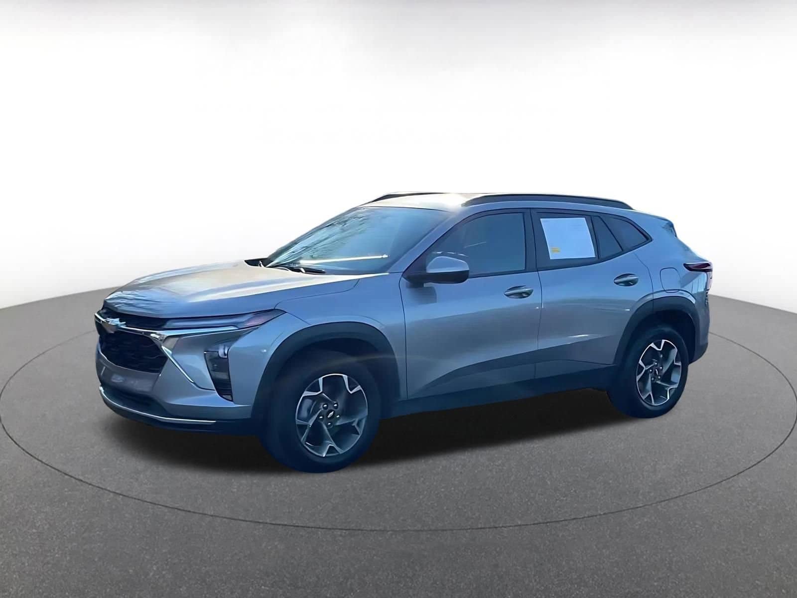 Thumbnail: 2025 Chevrolet Trax - 7