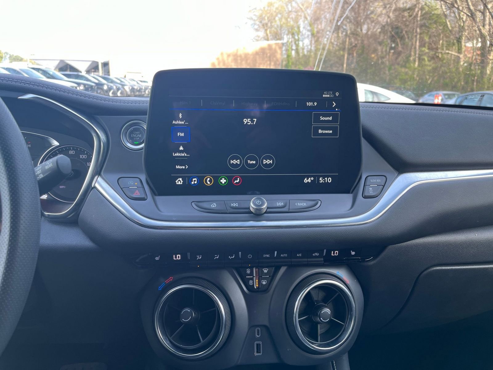 Thumbnail: 2025 Chevrolet Blazer - 17