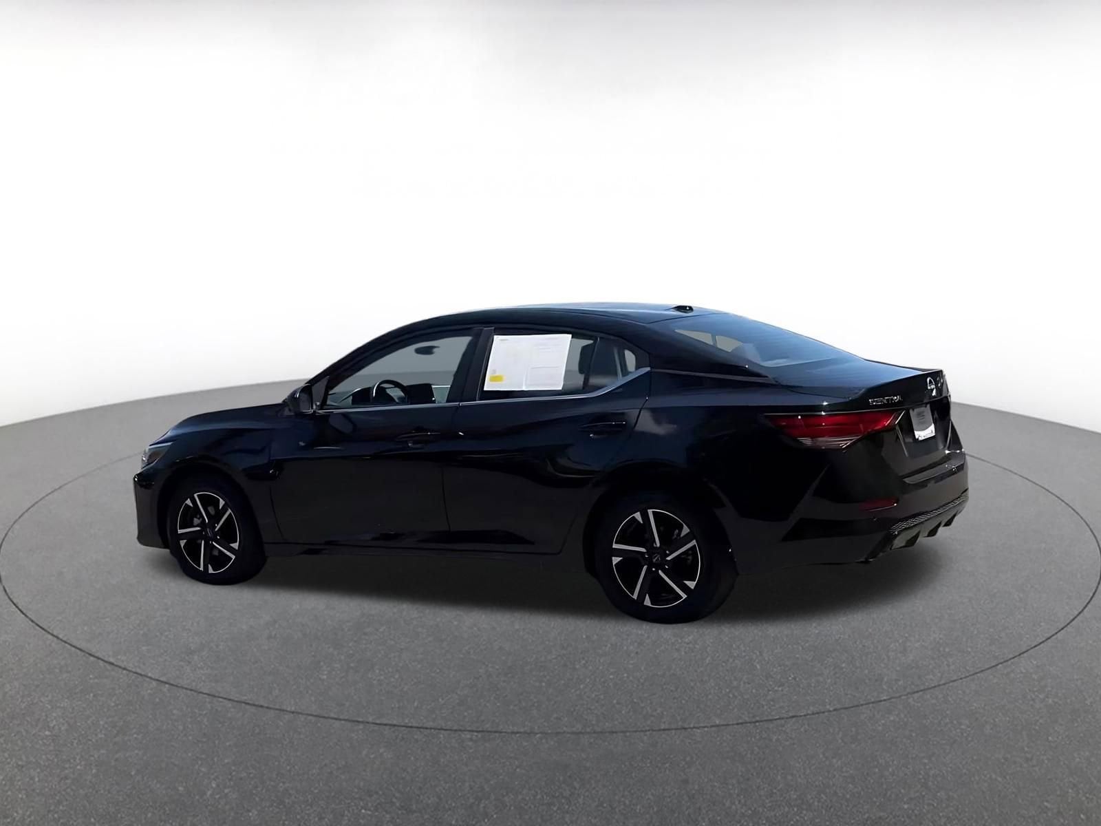Thumbnail: 2025 Nissan Sentra - 11