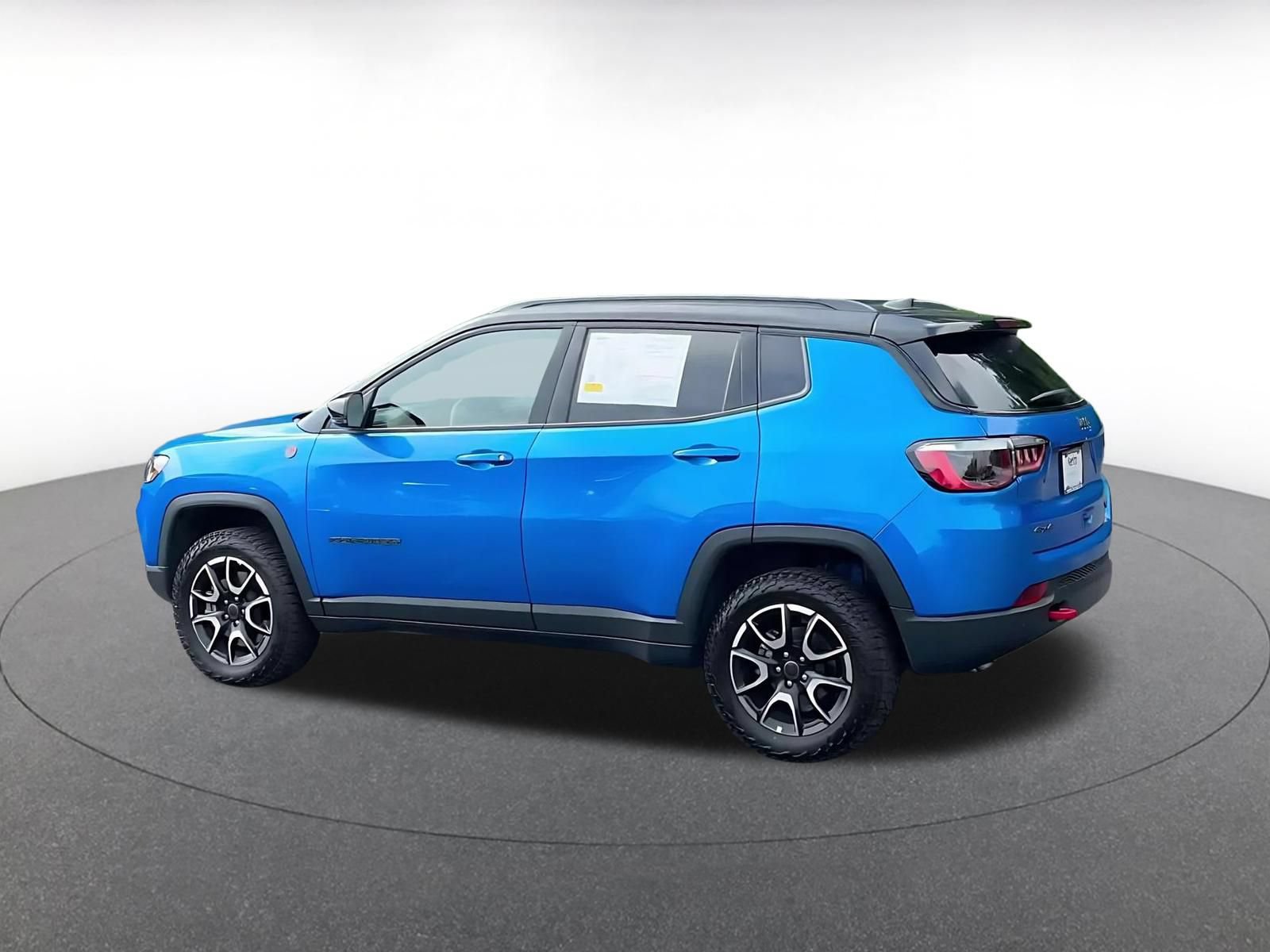 Thumbnail: 2025 Jeep Compass - 8