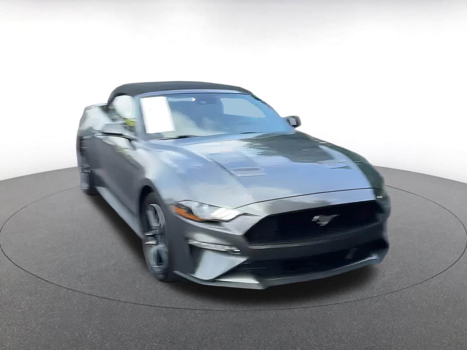 Thumbnail: 2022 Ford Mustang - 3