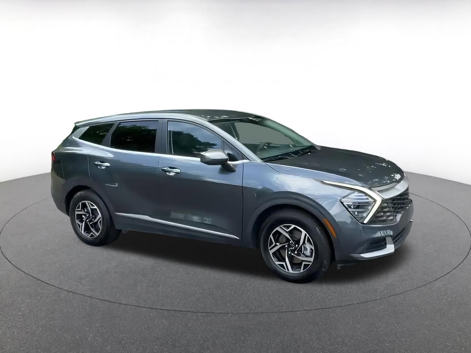 2024 Kia Sportage LX 2