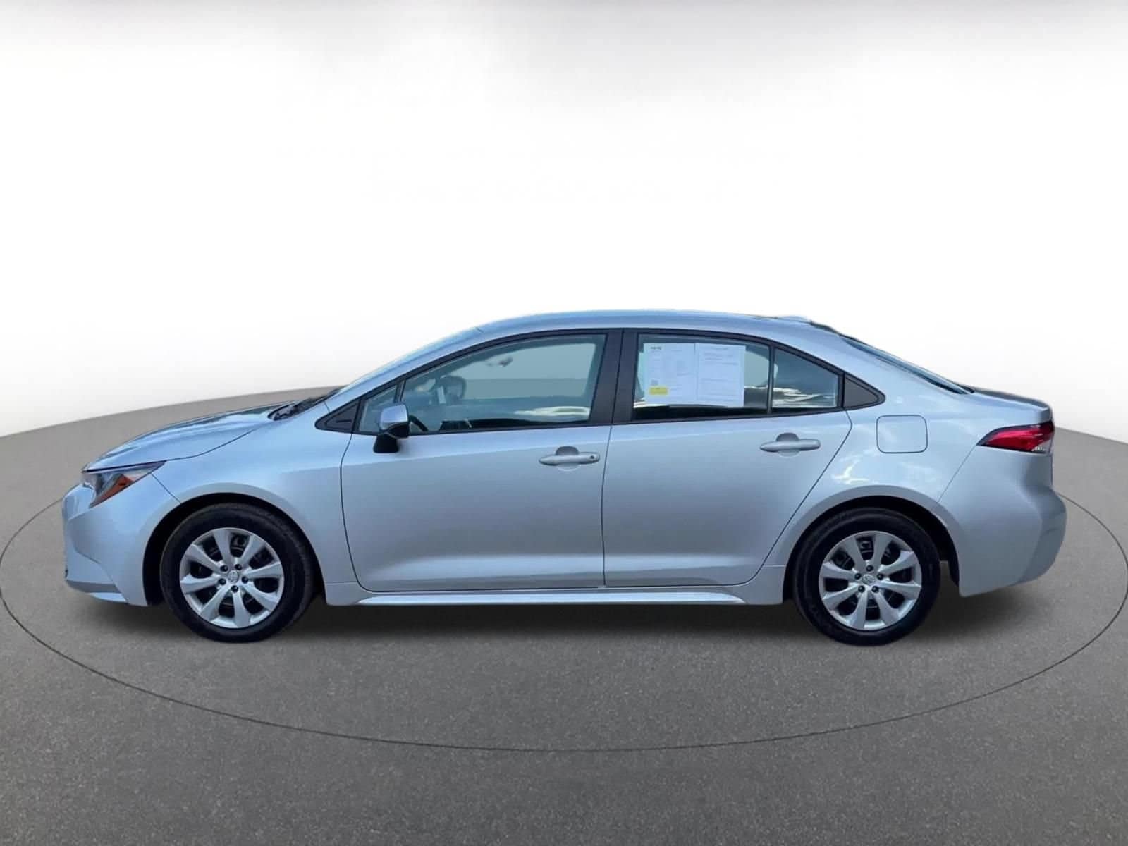 Thumbnail: 2025 Toyota Corolla - 9