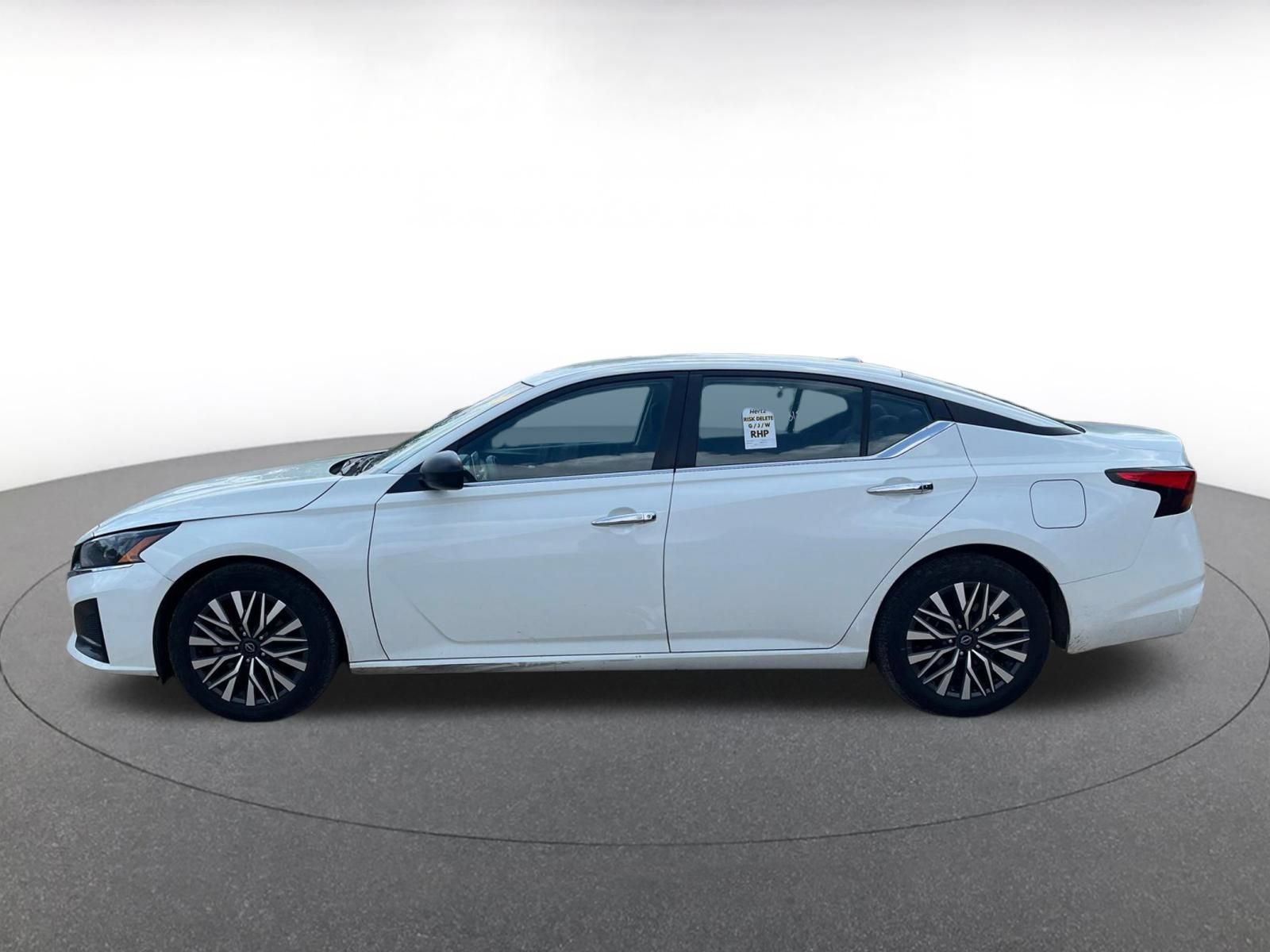 Thumbnail: 2025 Nissan Altima - 10