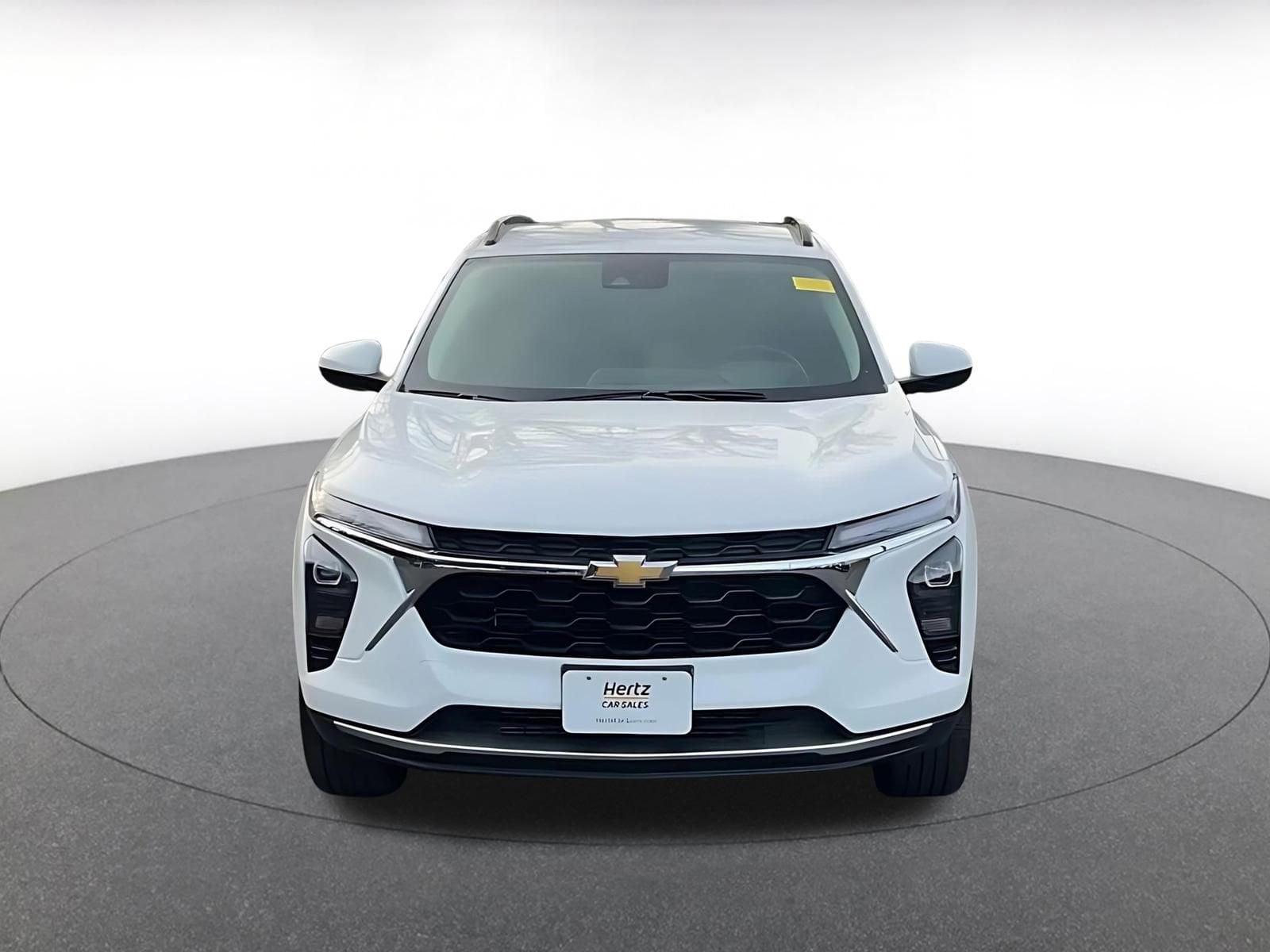 Thumbnail: 2025 Chevrolet Trax - 4
