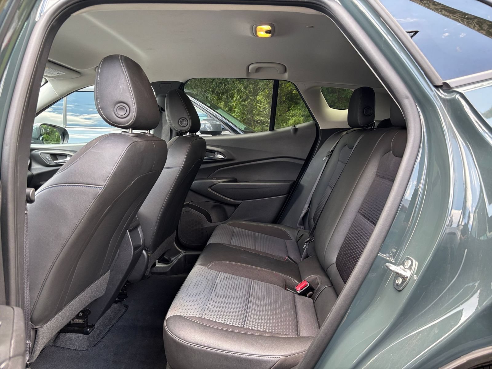 Thumbnail: 2025 Chevrolet Trax - 20