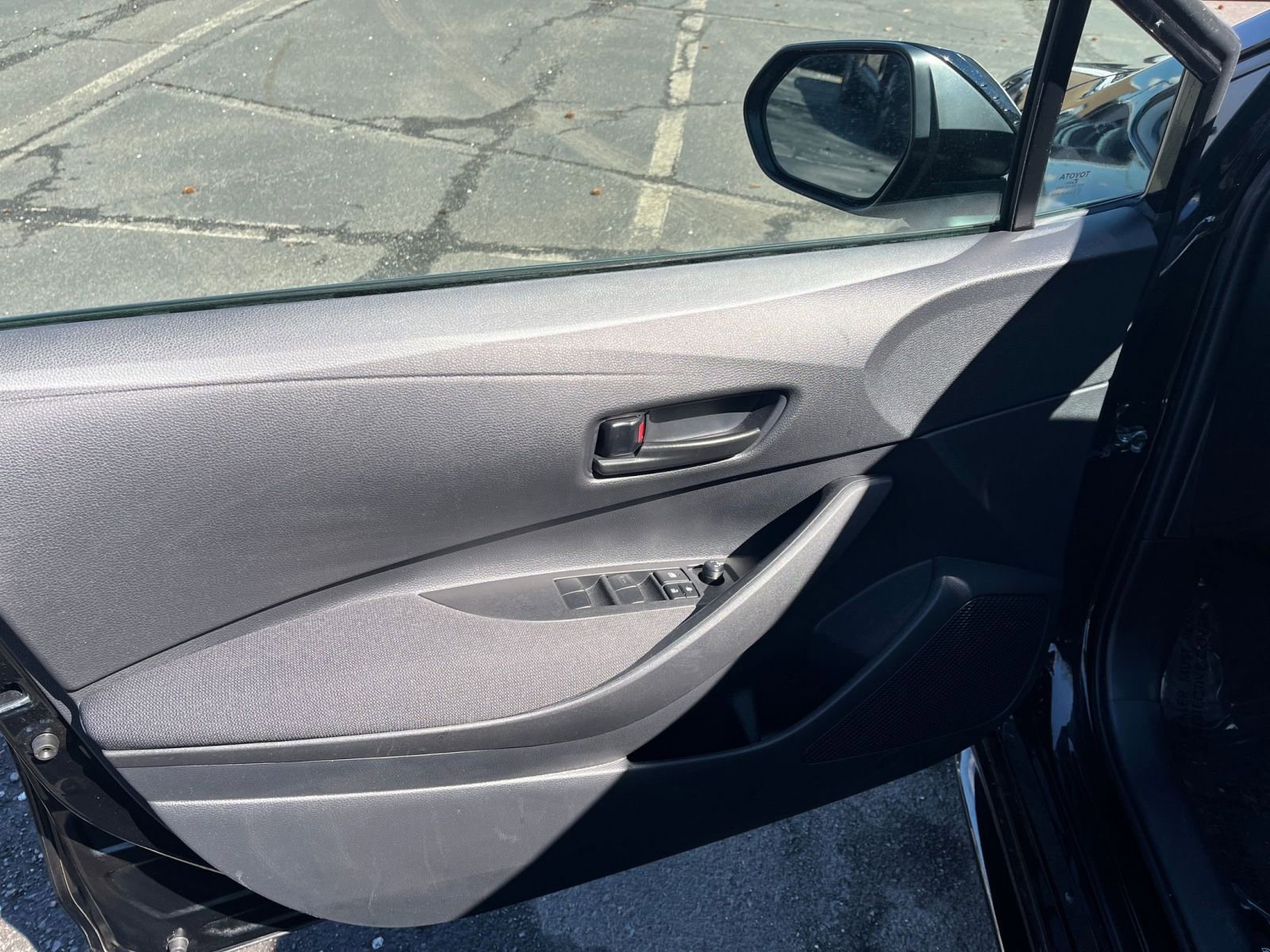 Thumbnail: 2025 Toyota Corolla - 18