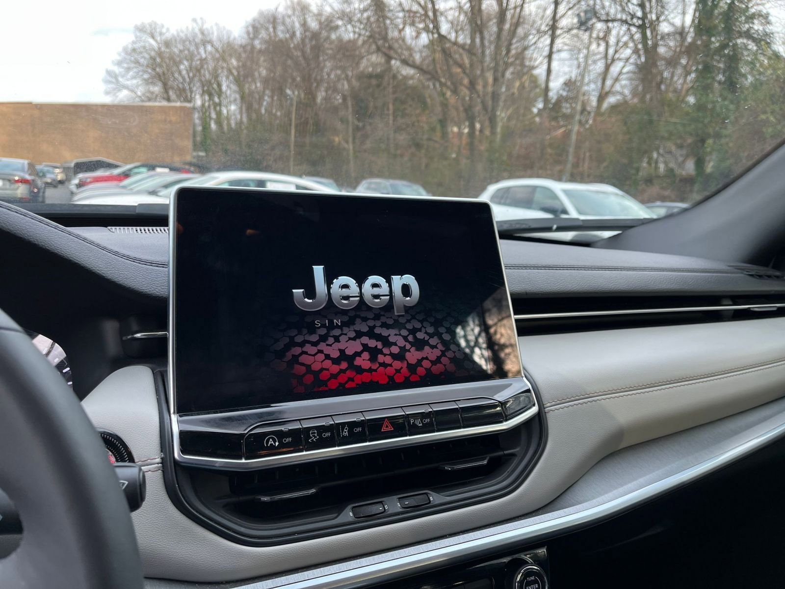 Thumbnail: 2025 Jeep Compass - 17