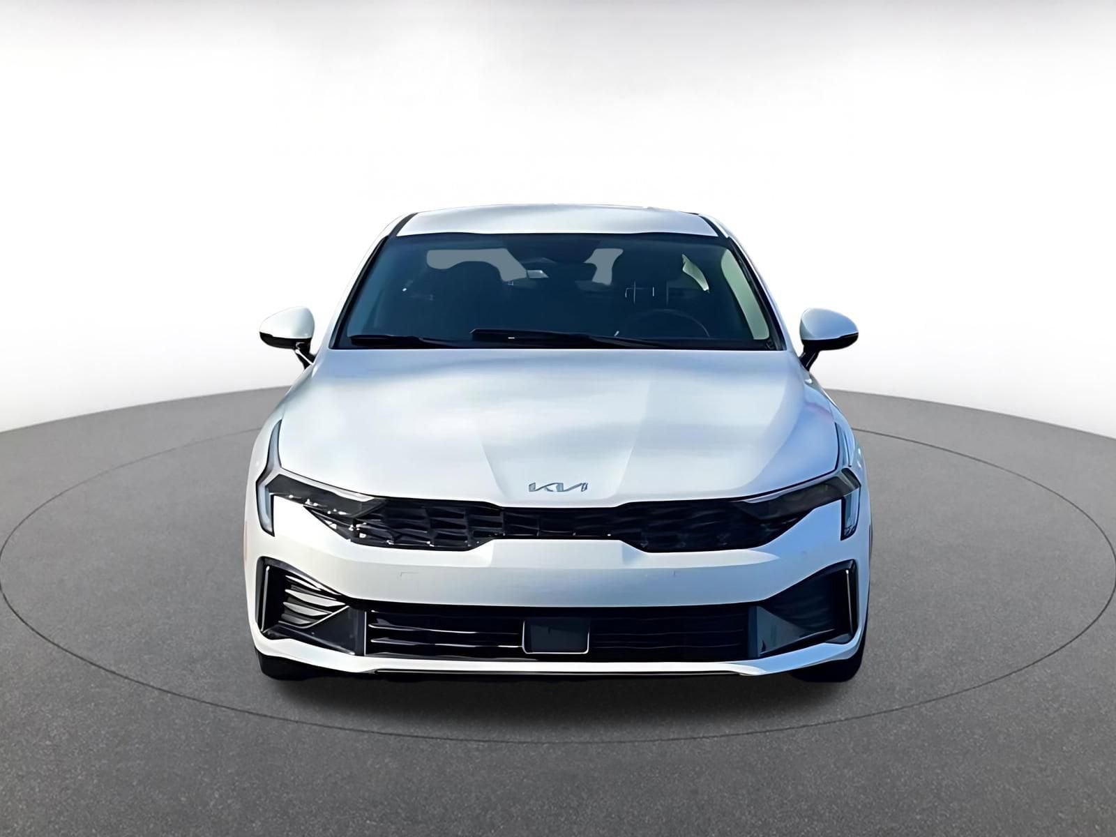 Thumbnail: 2025 Kia K5 - 4