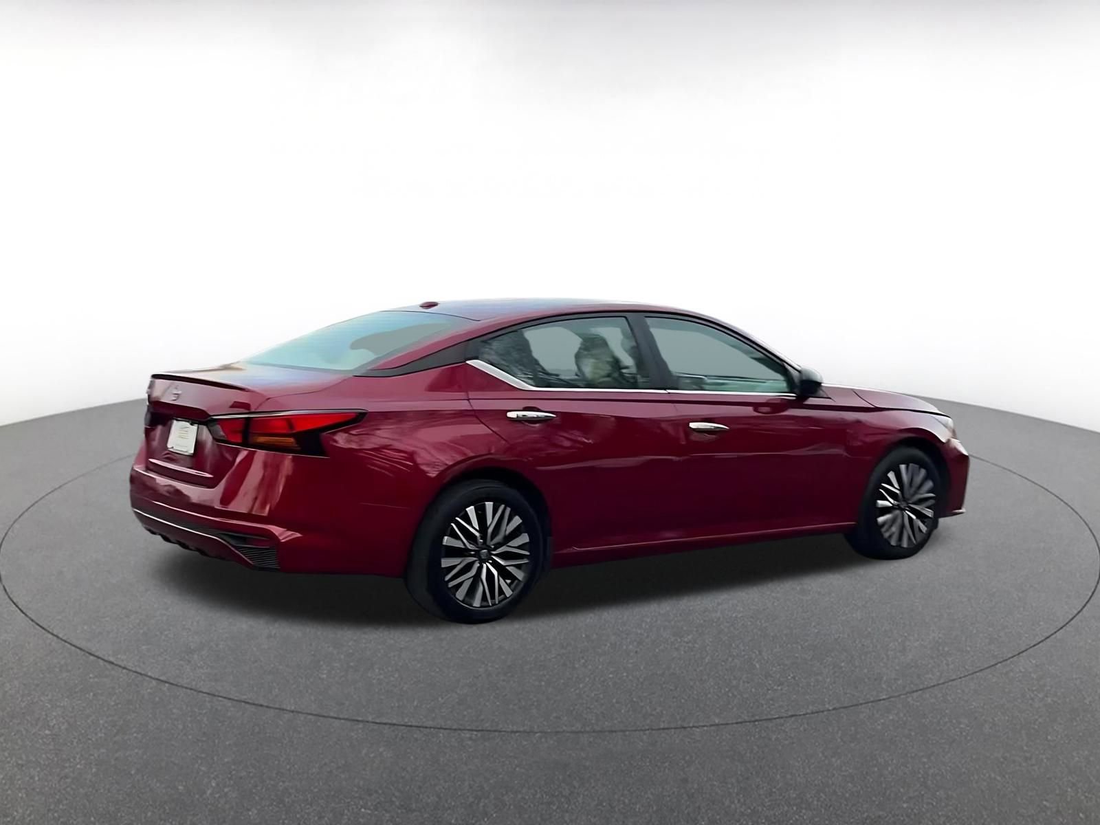 Thumbnail: 2025 Nissan Altima - 15