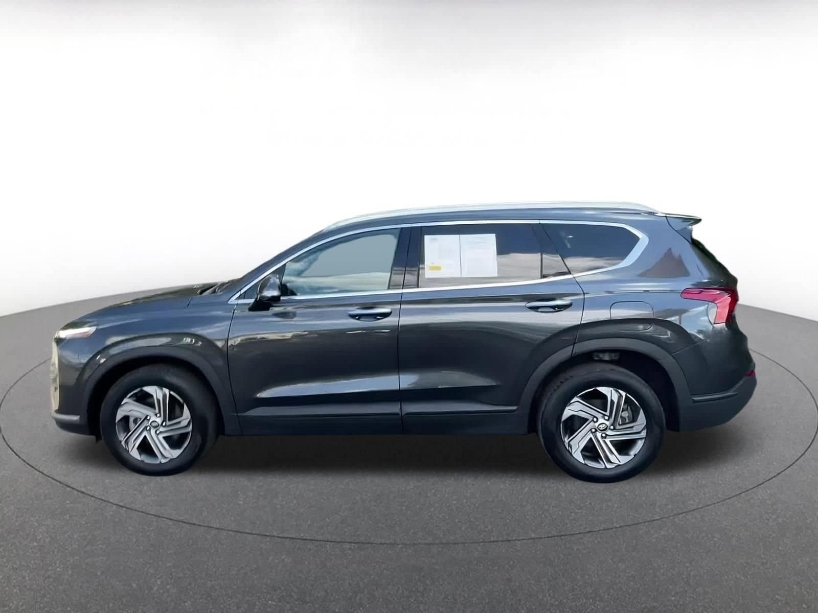 Thumbnail: 2023 Hyundai Santa Fe - 9
