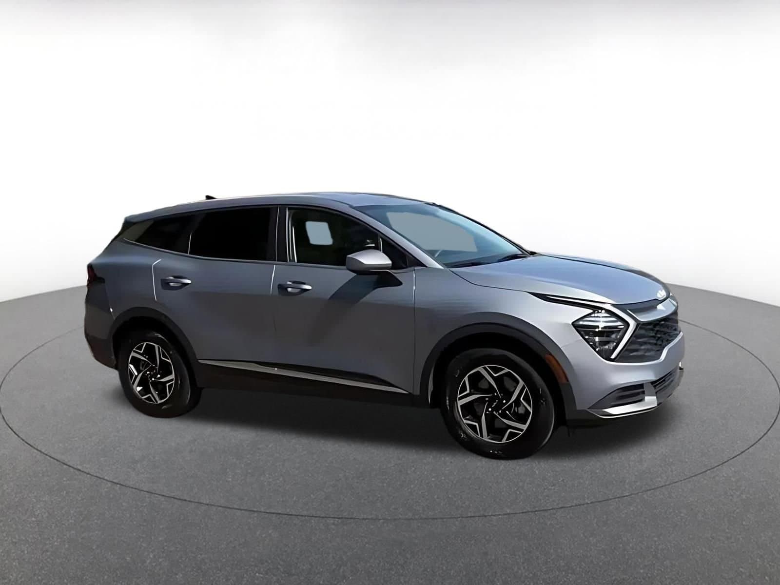 Thumbnail: 2025 Kia Sportage - 2