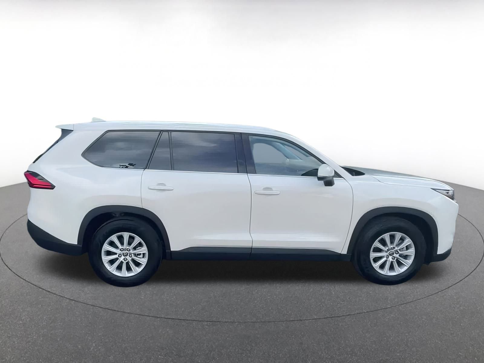 Thumbnail: 2024 Toyota Grand Highlander - 15