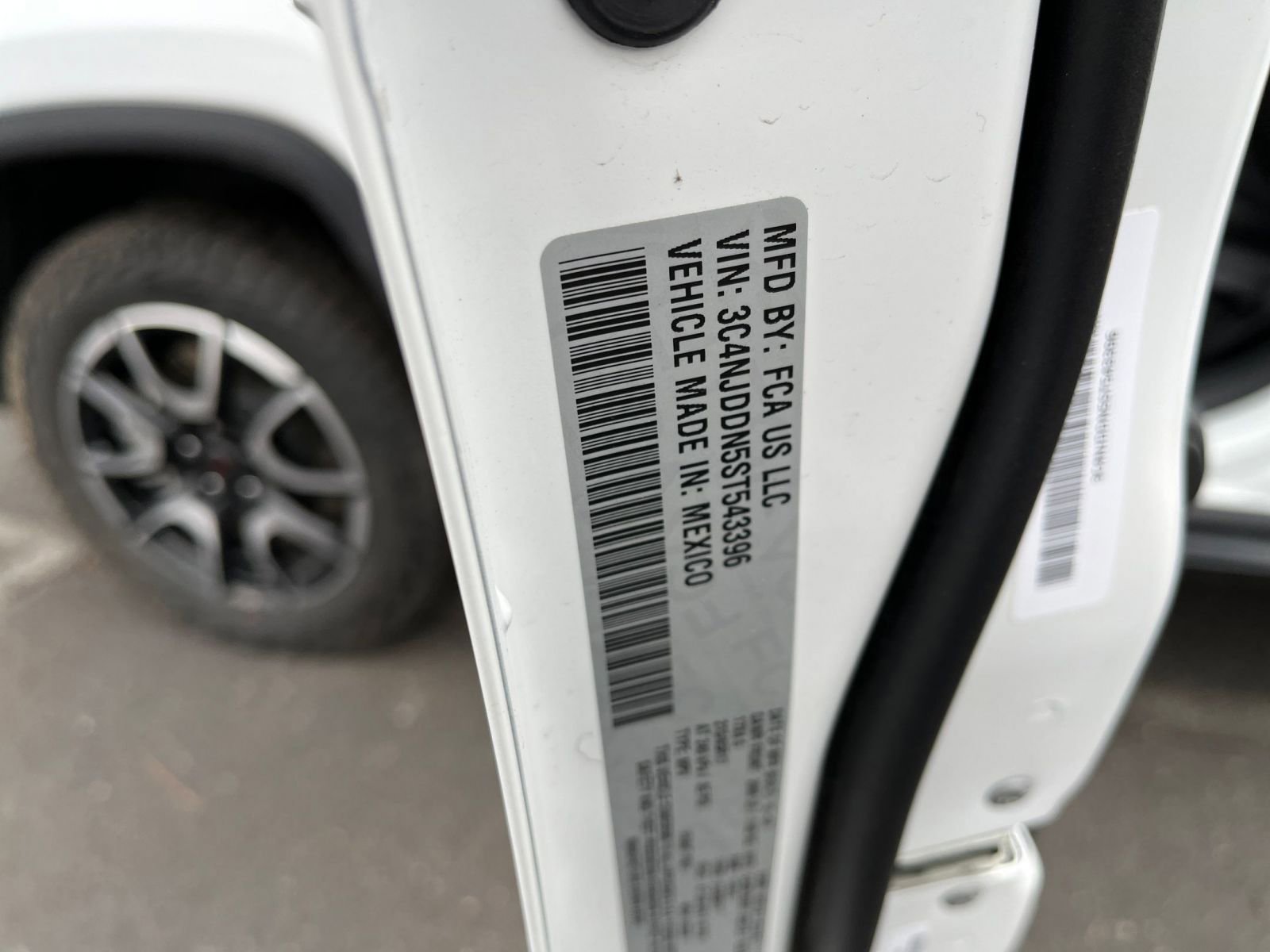 Thumbnail: 2025 Jeep Compass - 27