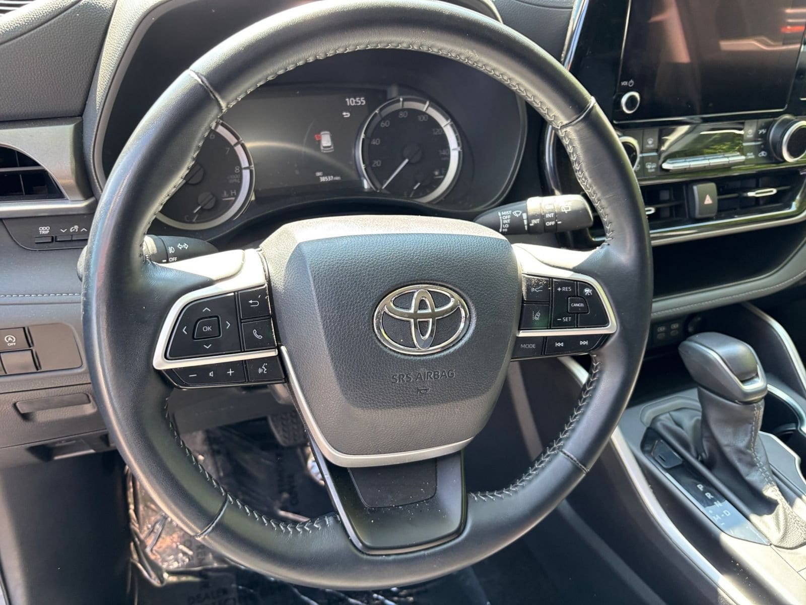 Thumbnail: 2025 Toyota Highlander - 29